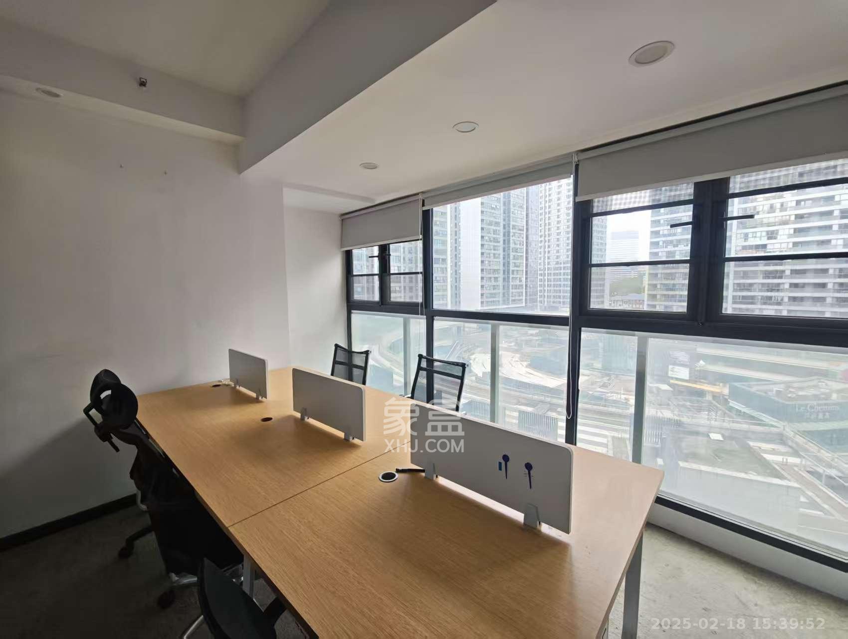 复地星光天地 1室1厅1卫 3500.0元/月 复地星光天地 1室1厅1卫 3500.0元/月室内图