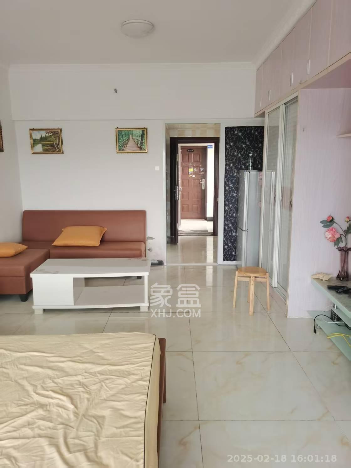 世纪桃花苑 1室1厅1卫 1400.0元/月 世纪桃花苑 1室1厅1卫 1400.0元/月室内图