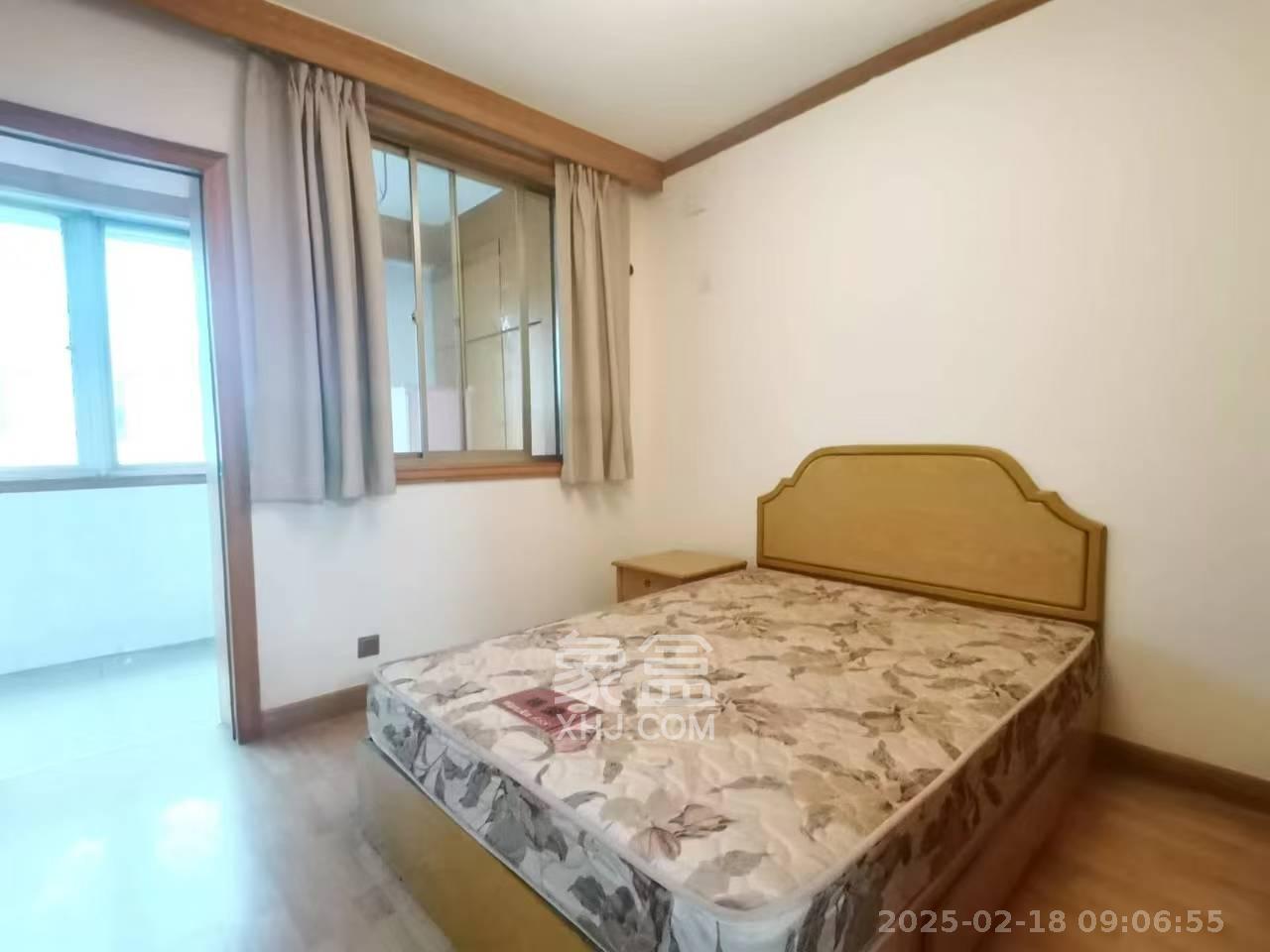 轻苑小区  3室0厅0卫    2500.0元/月室内图