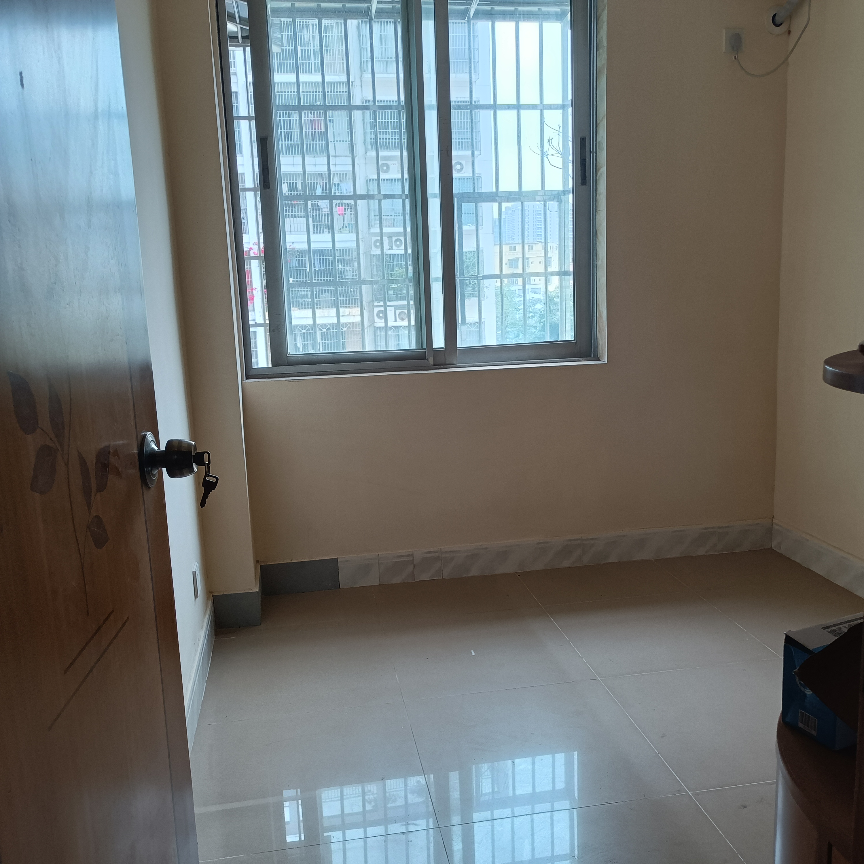 凤凰新村 3室2厅2卫 2600.0元/月 凤凰新村 3室2厅2卫 2600.0元/月室内图