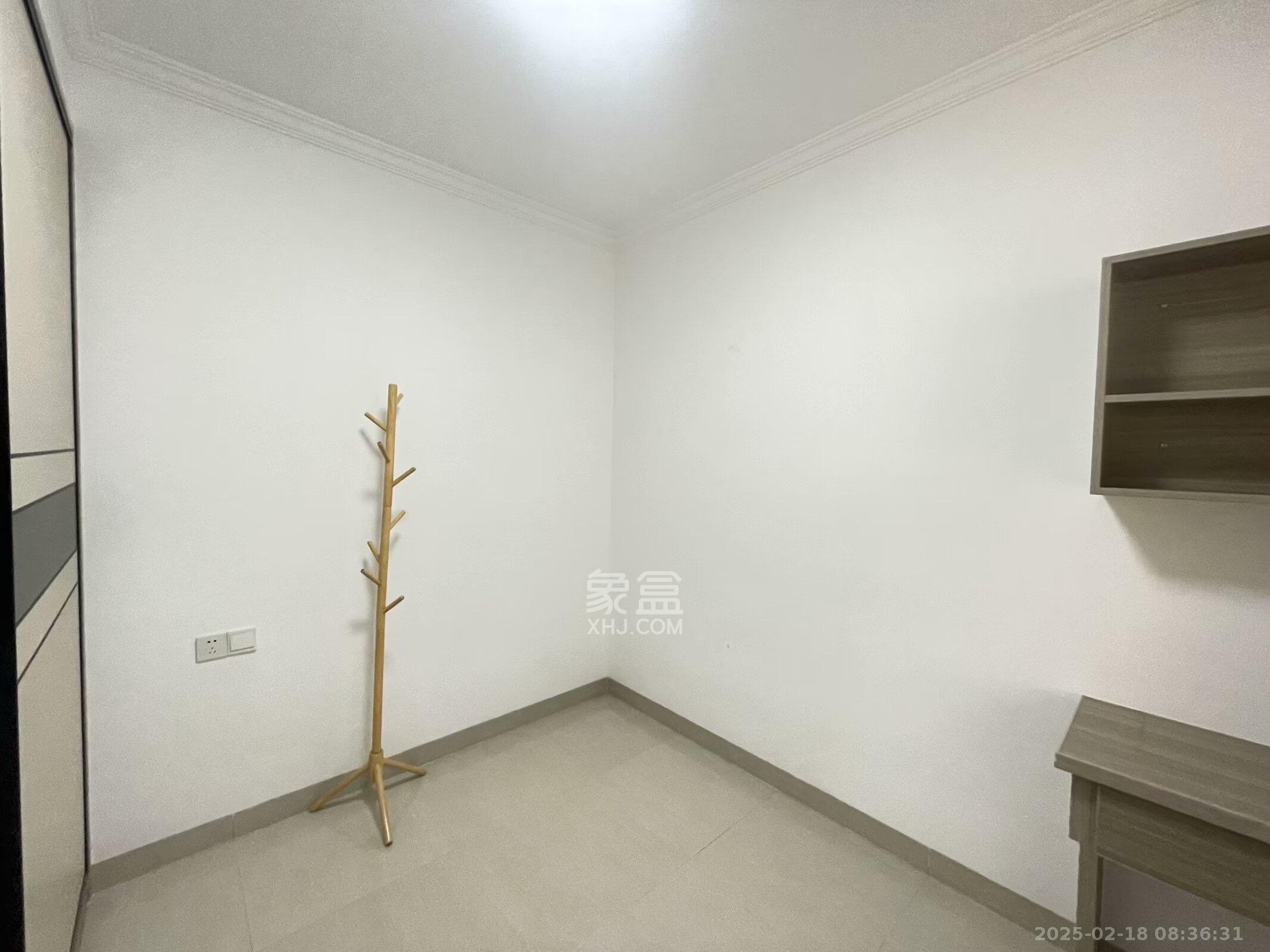 嘉雨兴园 2室1厅1卫 2600.0元/月 嘉雨兴园 2室1厅1卫 2600.0元/月室内图