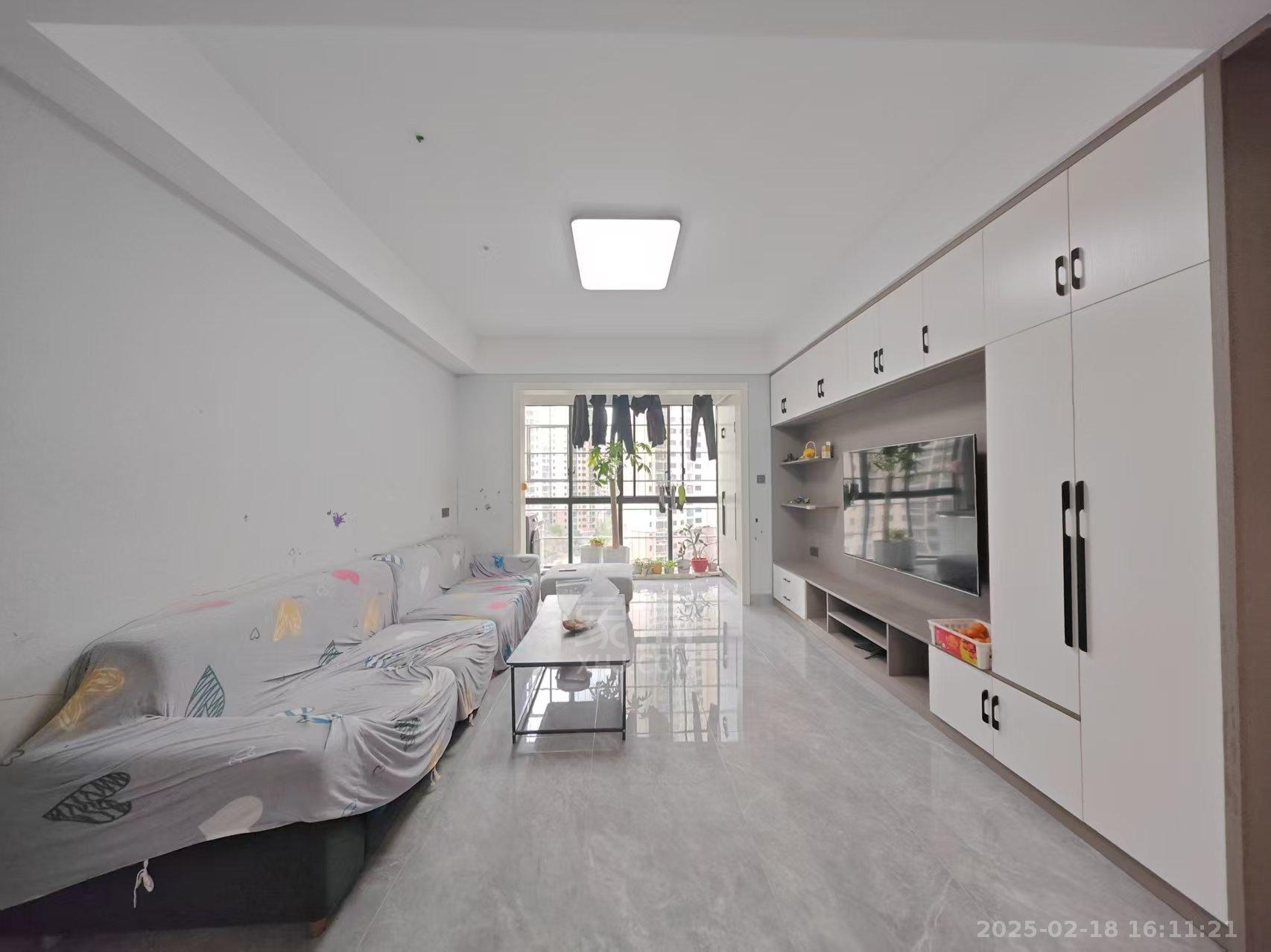 翠谷城 3室2厅2卫 1800.0元/月 翠谷城 3室2厅2卫 1800.0元/月户型图