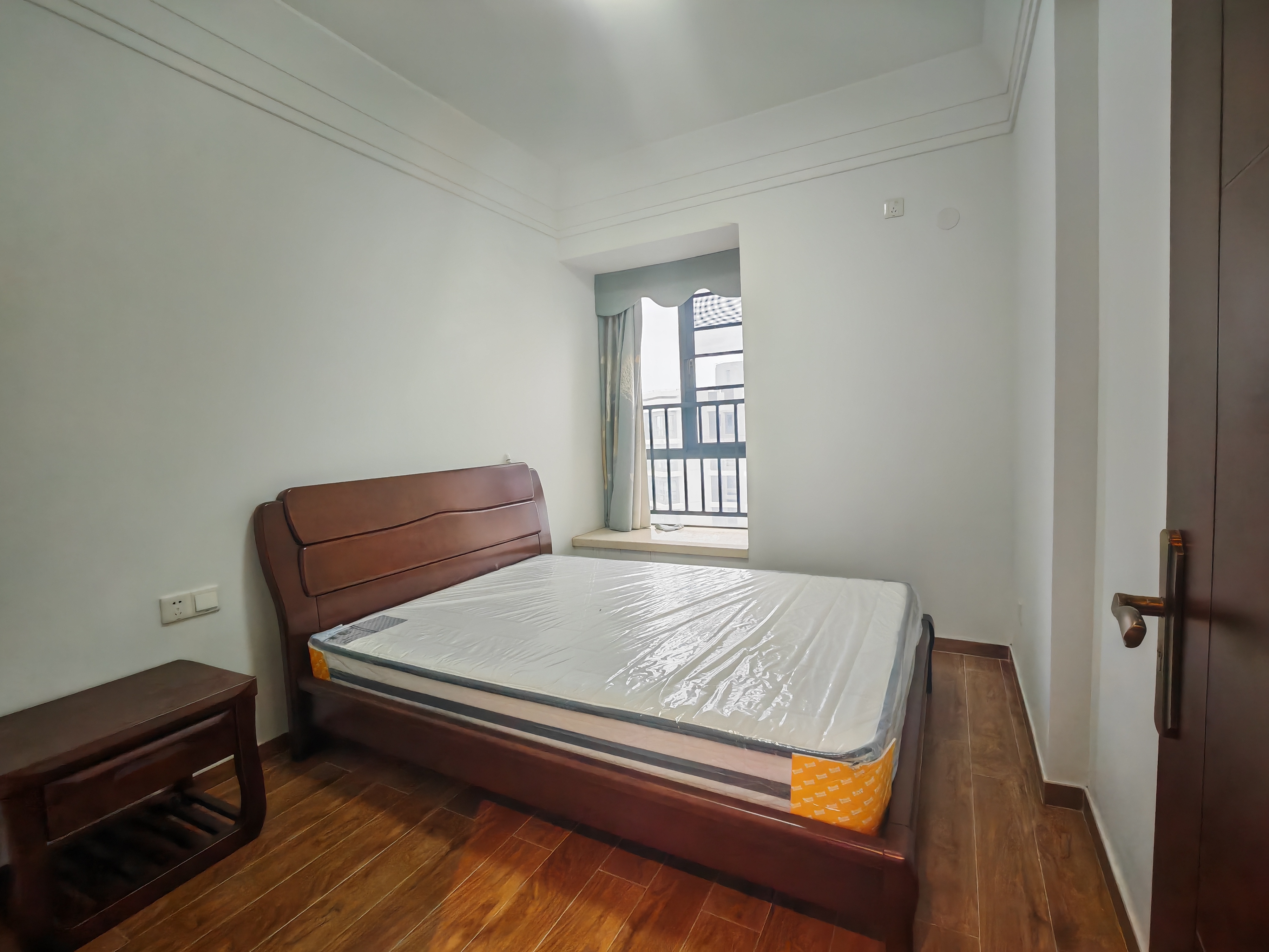 星华海岸城一期 3室2厅2卫 200.0万 星华海岸城一期 3室2厅2卫 200.0万室内图