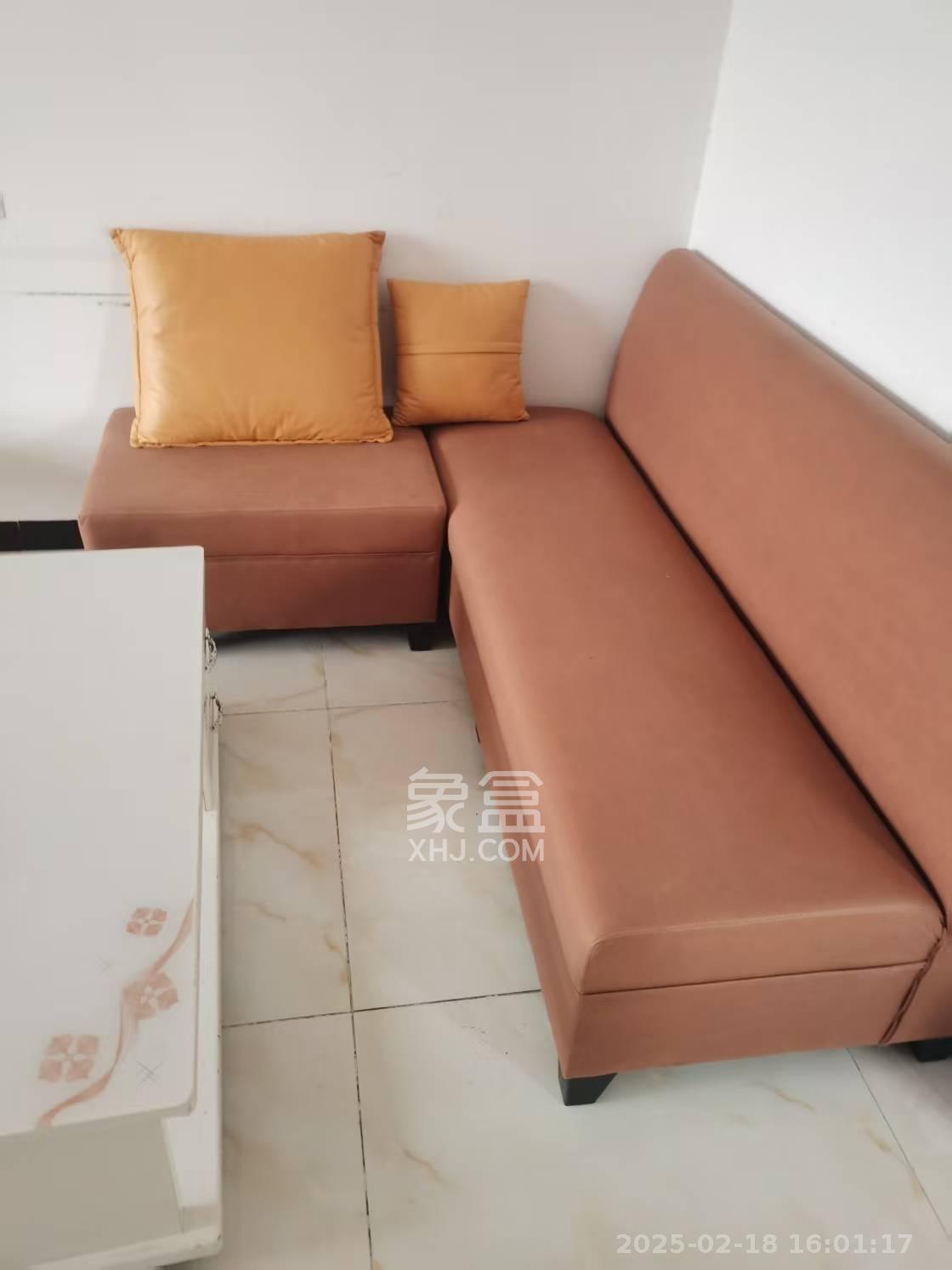 世纪桃花苑 1室1厅1卫 1400.0元/月 世纪桃花苑 1室1厅1卫 1400.0元/月室内图