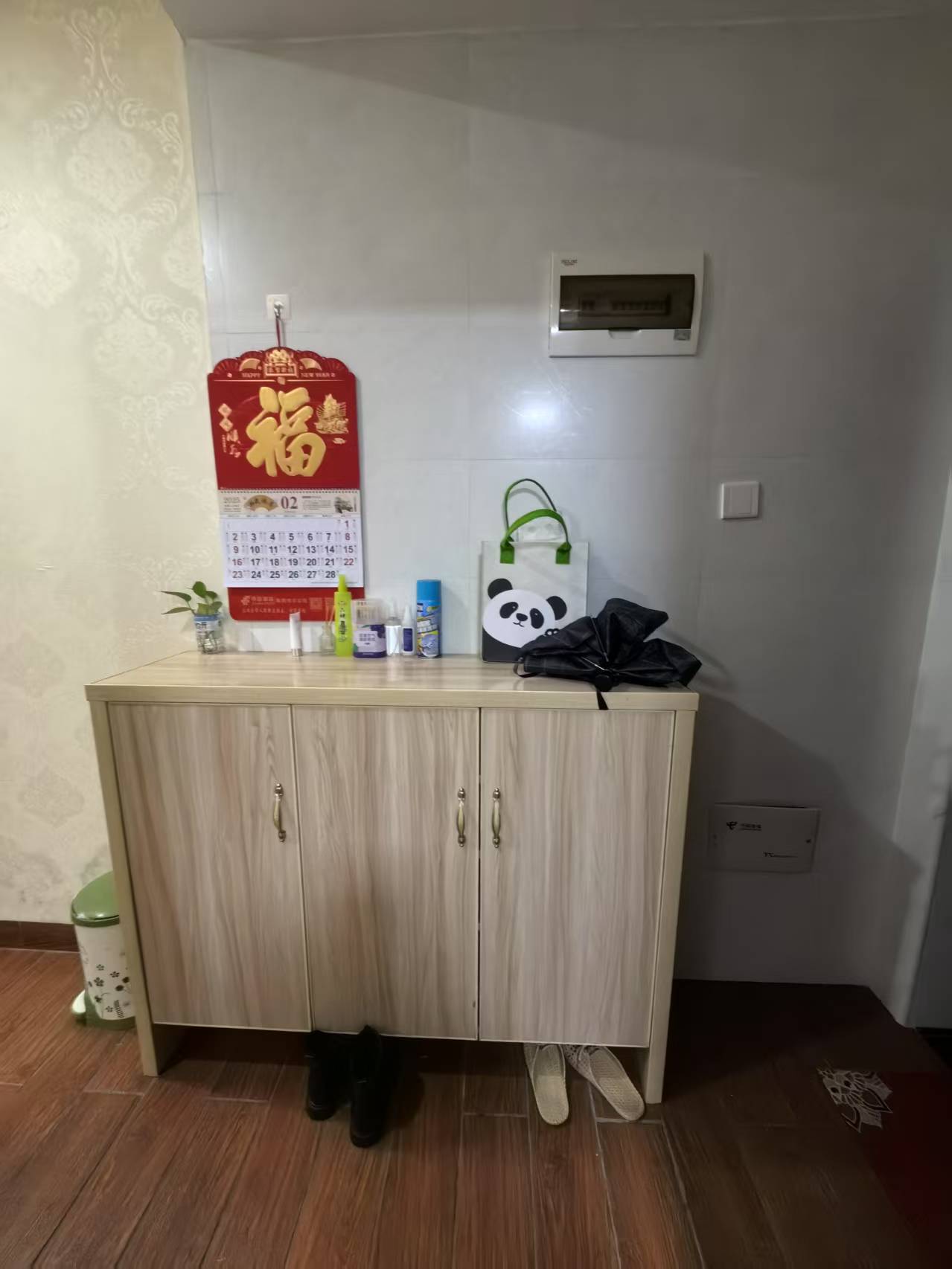 金河湾1881  1室1厅1卫   1500.00元/月室内图