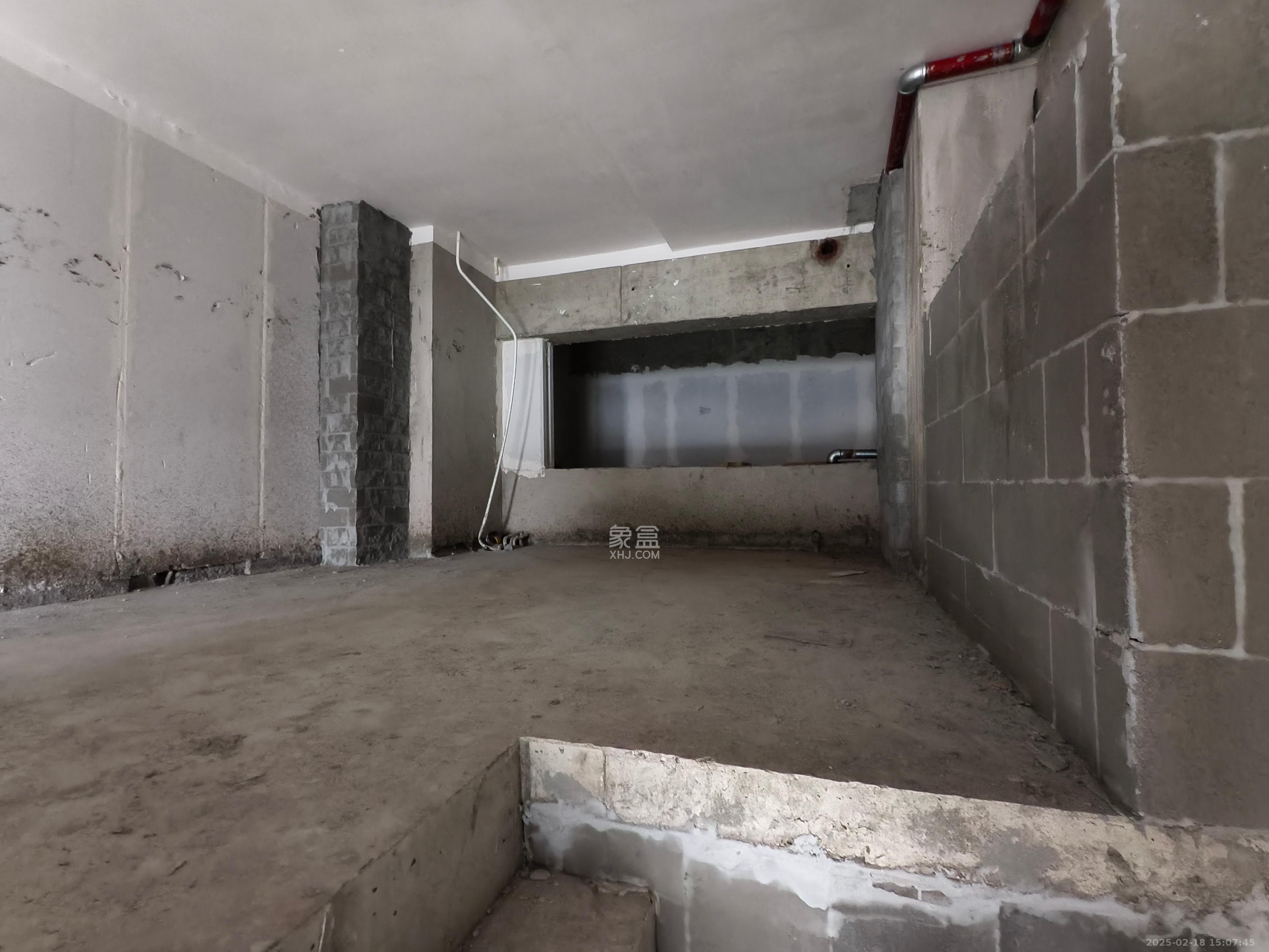 绿地V岛  1室0厅0卫    1200.0元/月 绿地V岛  1室0厅0卫    1200.0元/月室内图