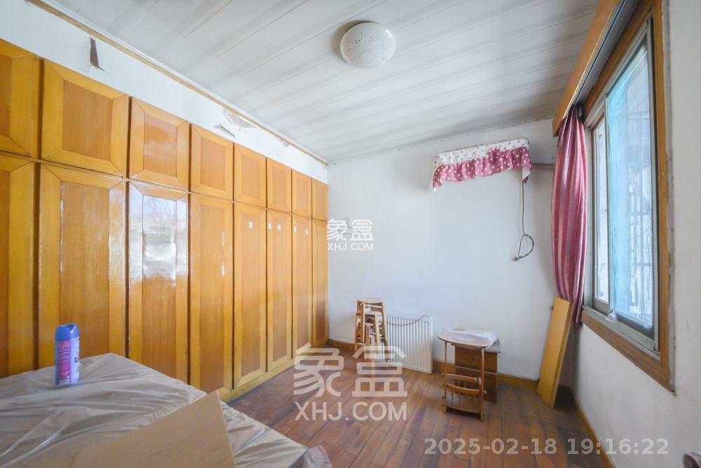 阿弥岭一二片  2室1厅1卫   1300.00元/月室内图