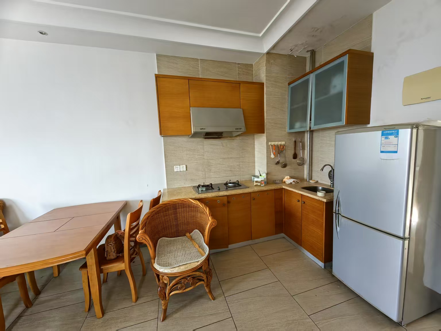 凤凰水城南岸 2室1厅1卫 196.0万 凤凰水城南岸 2室1厅1卫 196.0万卧室