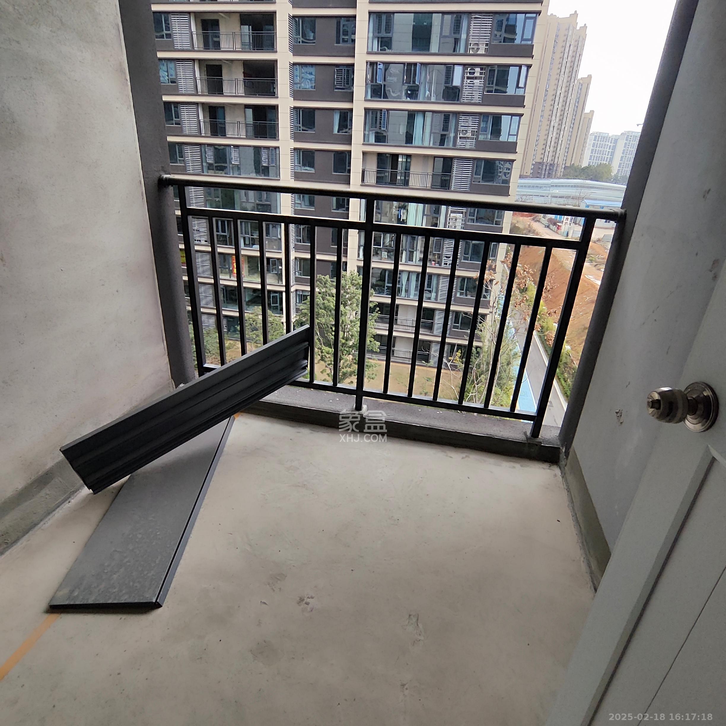 日盛湖湘悦府  4室2厅2卫    1100.0元/月 日盛湖湘悦府  4室2厅2卫    1100.0元/月室内图