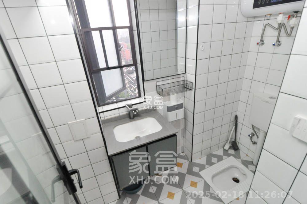 奥园城市天骄一期  1室1厅1卫   1600.00元/月室内图