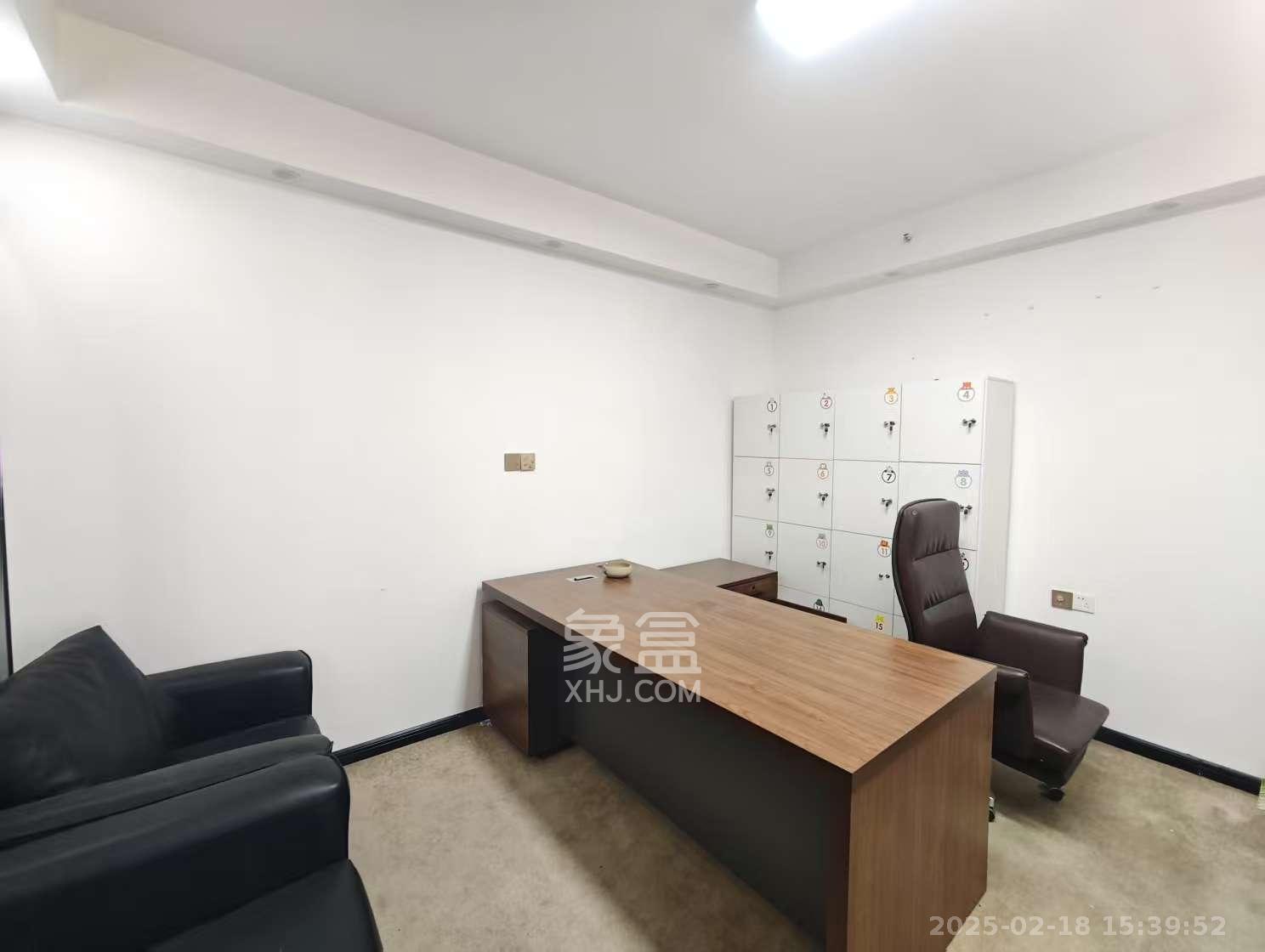 复地星光天地 1室1厅1卫 3500.0元/月 复地星光天地 1室1厅1卫 3500.0元/月室内图