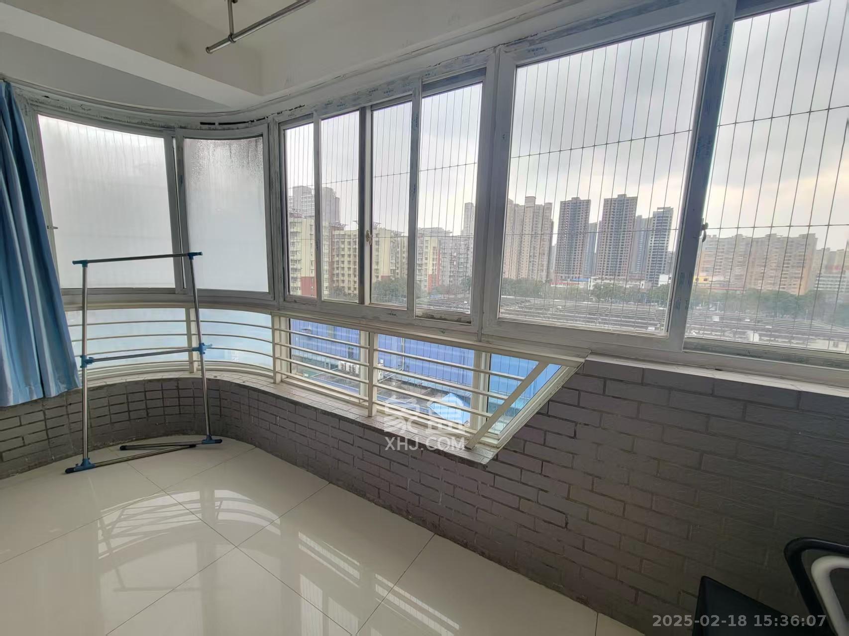 四季美景一、二期 1室0厅0卫 3800.0元/月 四季美景一、二期 1室0厅0卫 3800.0元/月室内图