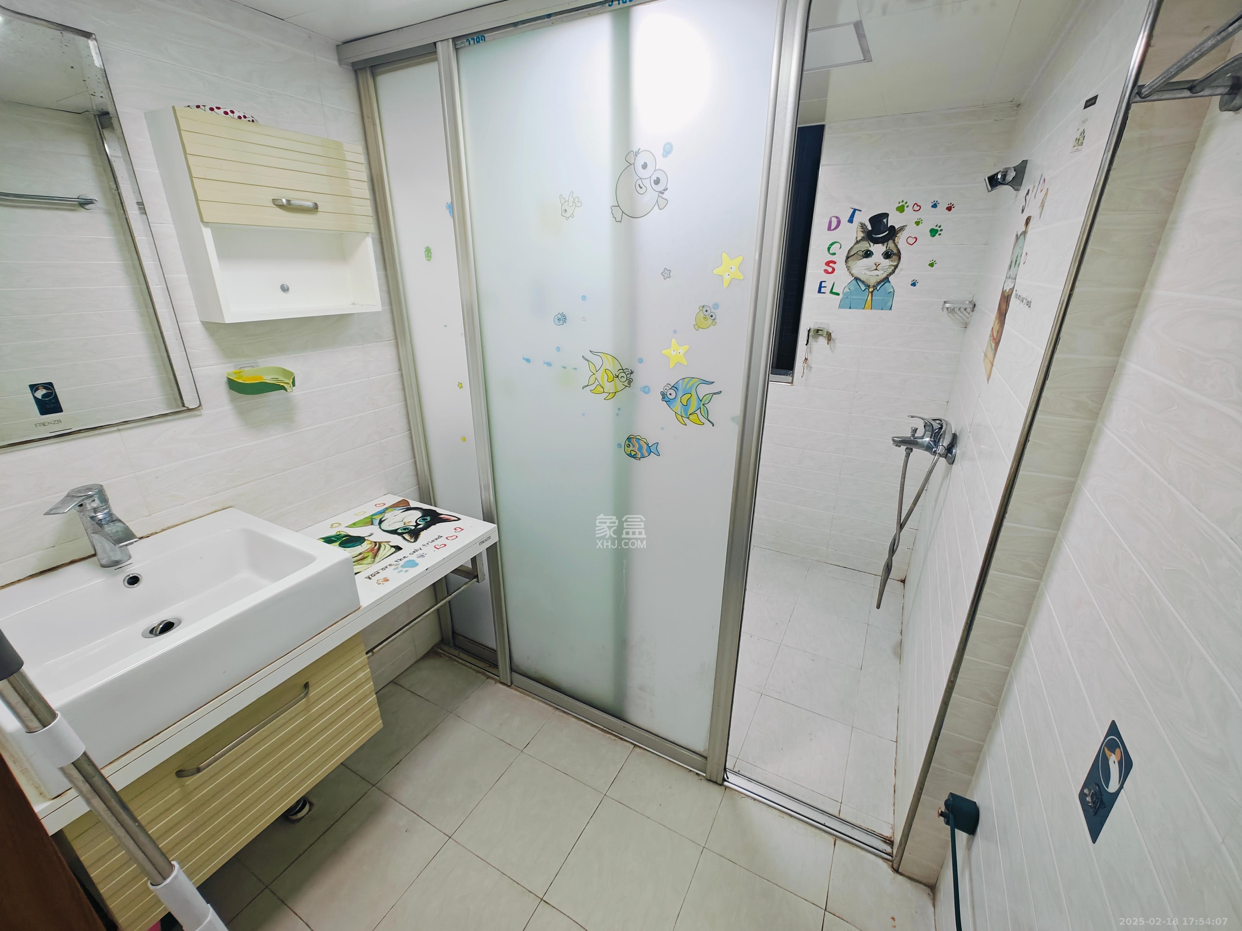 西子花苑  3室2厅2卫   2900.00元/月室内图