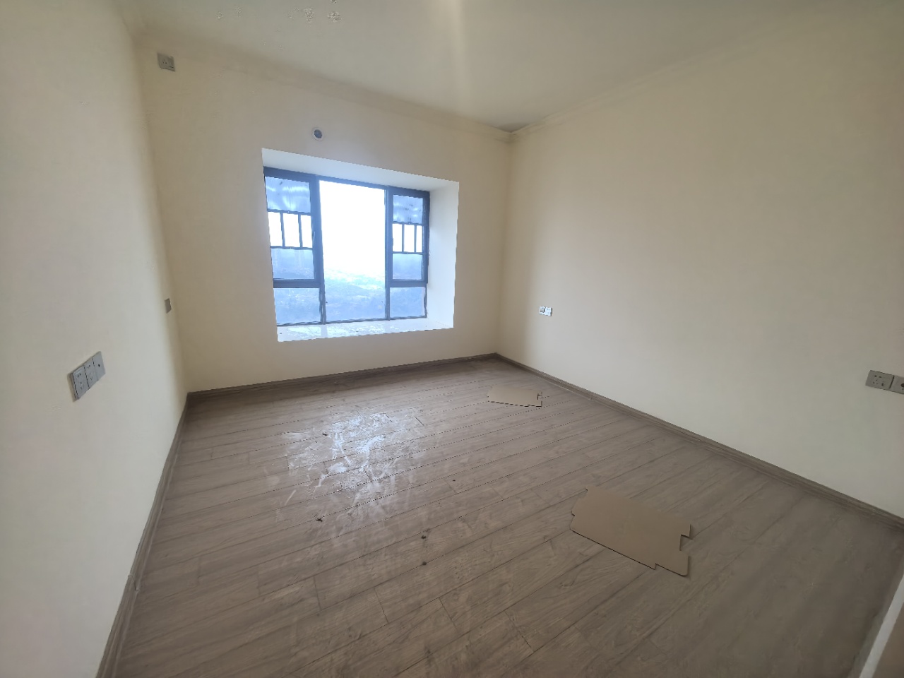 碧桂园梓山府 4室2厅2卫 1800.0元/月 碧桂园梓山府 4室2厅2卫 1800.0元/月室内图