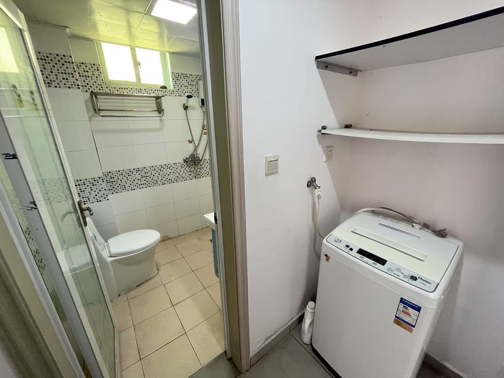 汇泰大厦  2室2厅1卫   2500.00元/月室内图