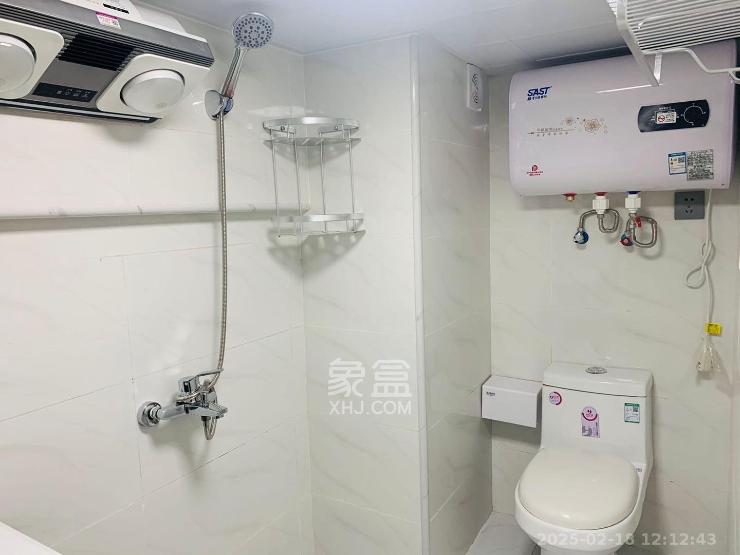 龙湖湘江星座(祺鑫星座公寓) 1室1厅1卫 1300.0元/月 龙湖湘江星座(祺鑫星座公寓) 1室1厅1卫 1300.0元/月室内图