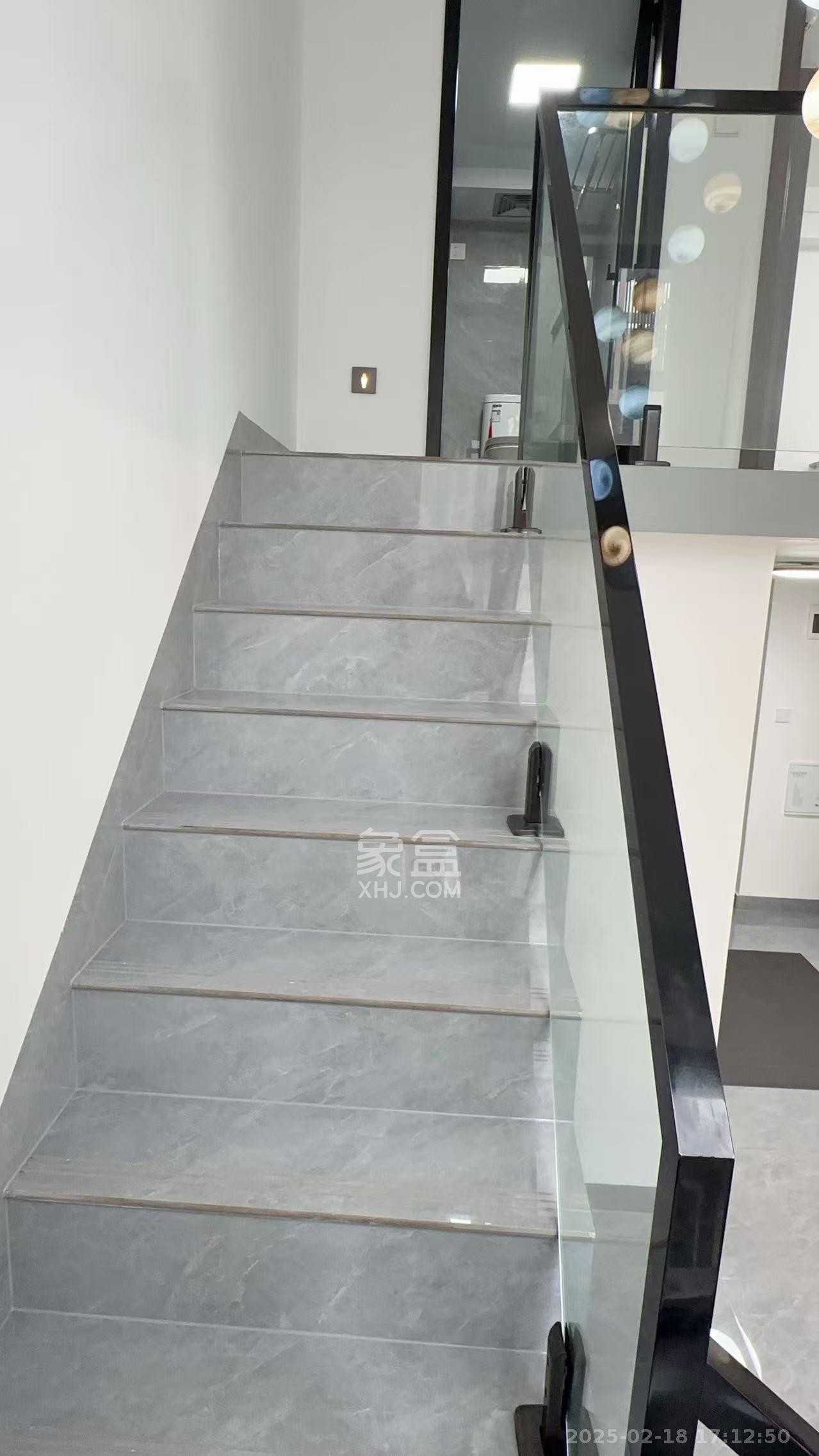 新城悦隽公园  1室0厅0卫    1800.0元/月 新城悦隽公园  1室0厅0卫    1800.0元/月室内图