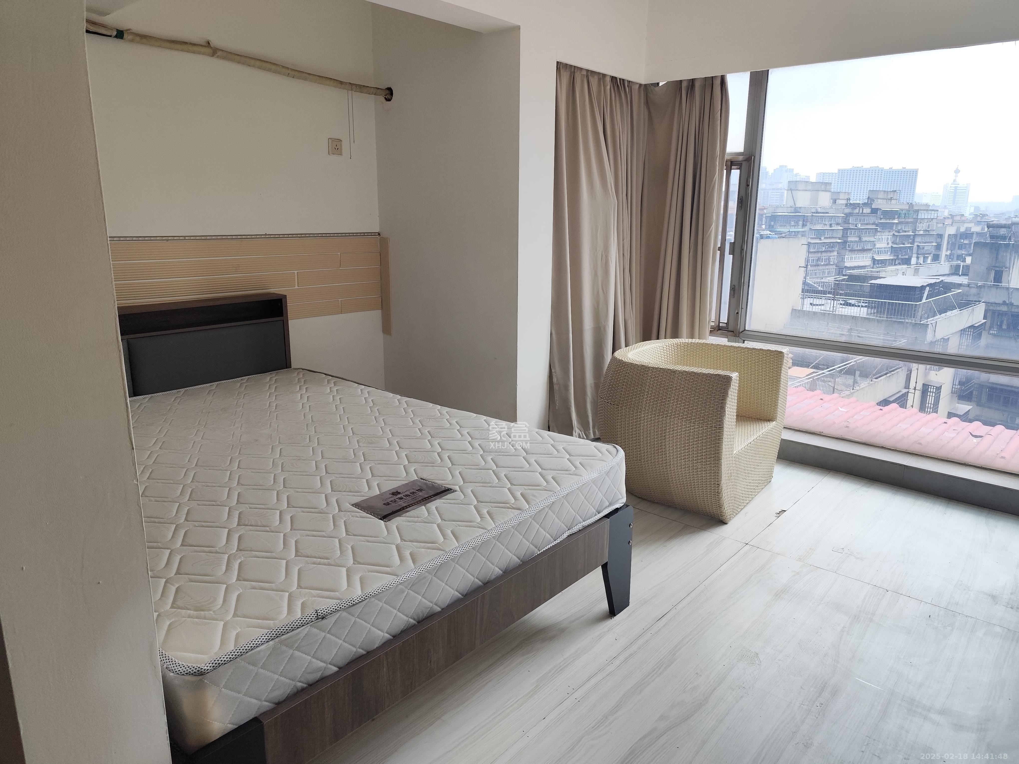 BOBO国际 1室1厅1卫 2200.0元/月 BOBO国际 1室1厅1卫 2200.0元/月室内图