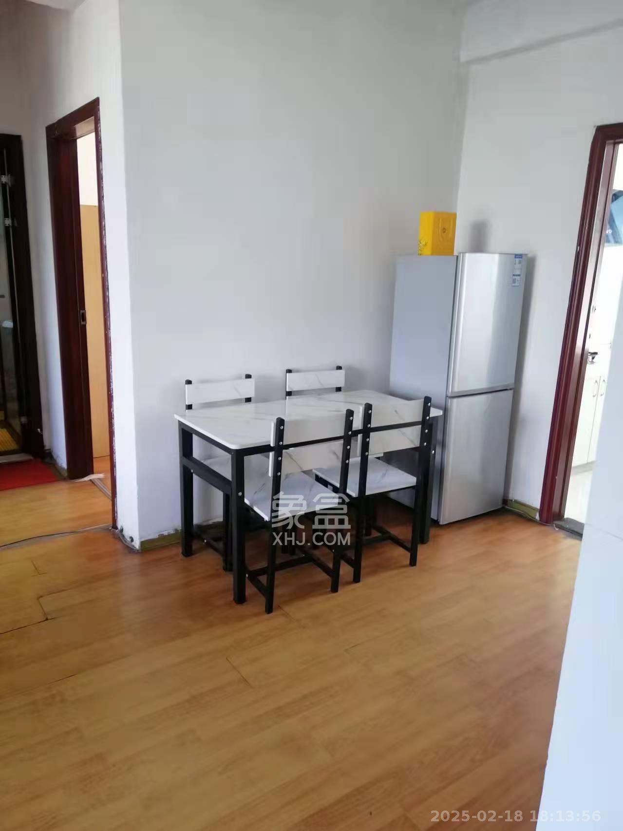 湘江世纪城悦江苑 2室2厅1卫 2200.0元/月 湘江世纪城悦江苑 2室2厅1卫 2200.0元/月室内图