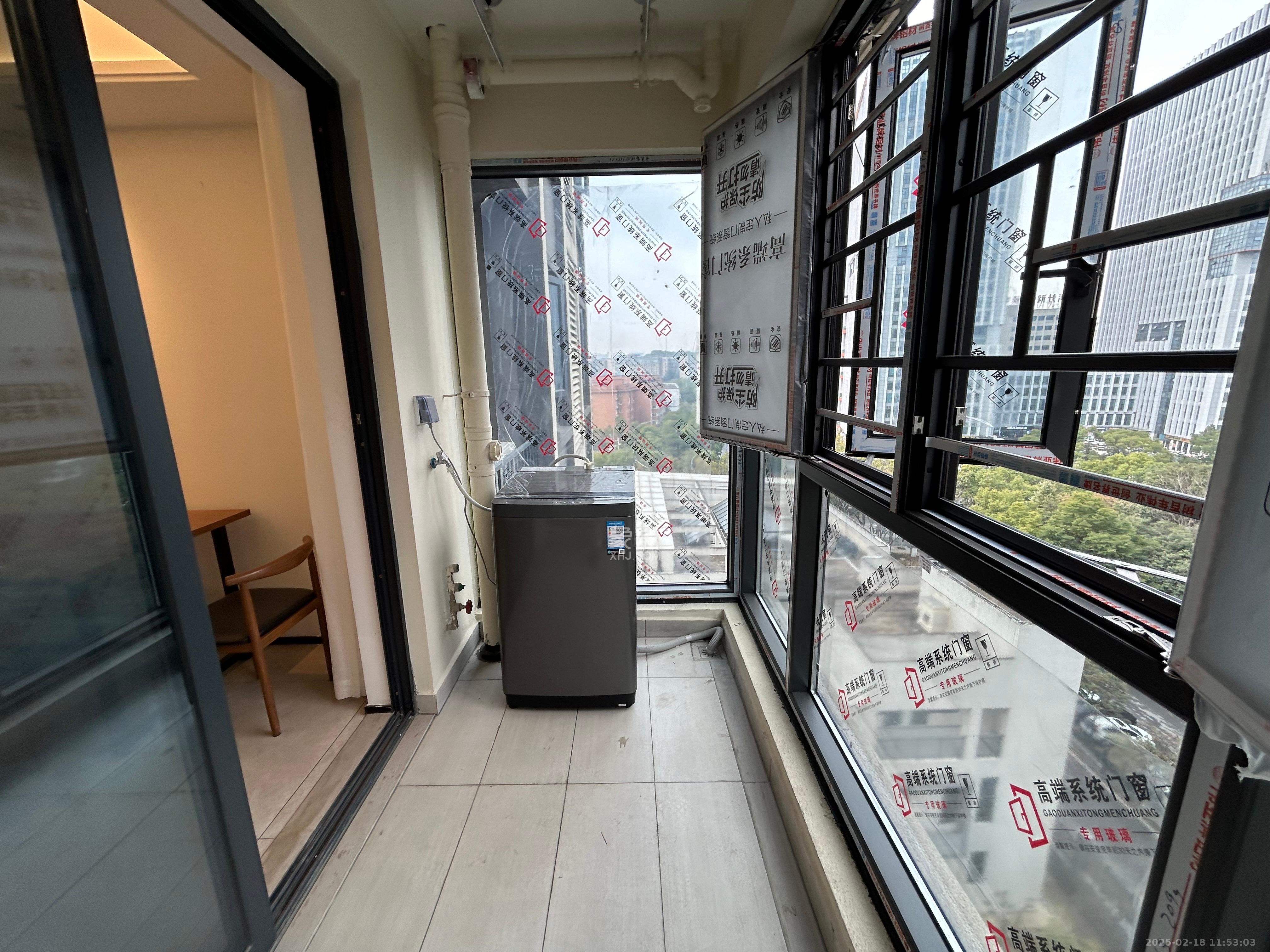 长房悦香山 4室2厅2卫 4000.0元/月 长房悦香山 4室2厅2卫 4000.0元/月室内图