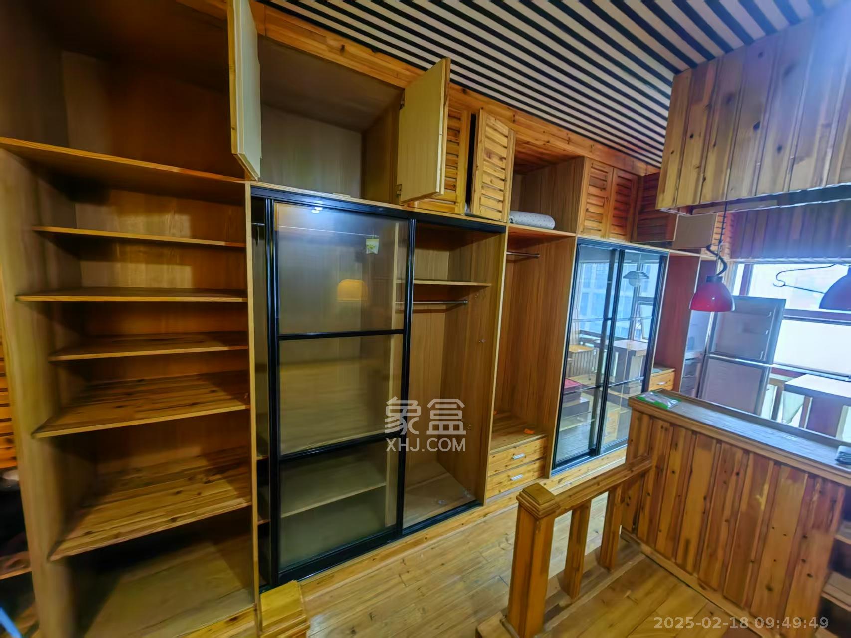 天健芙蓉盛世一期  1室0厅1卫   1200.00元/月室内图