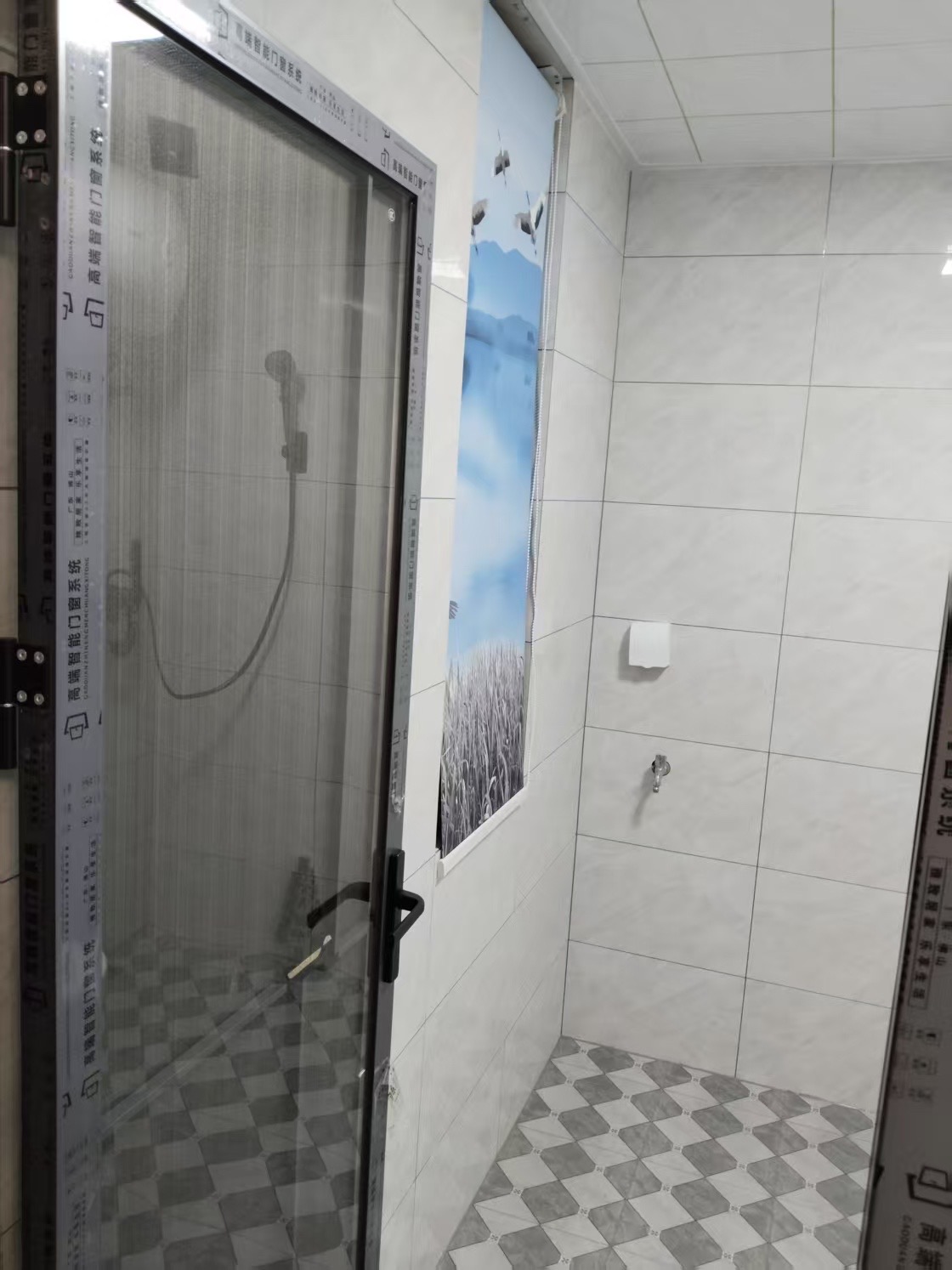 南玻公寓 3室2厅2卫 115.0万 南玻公寓 3室2厅2卫 115.0万客厅