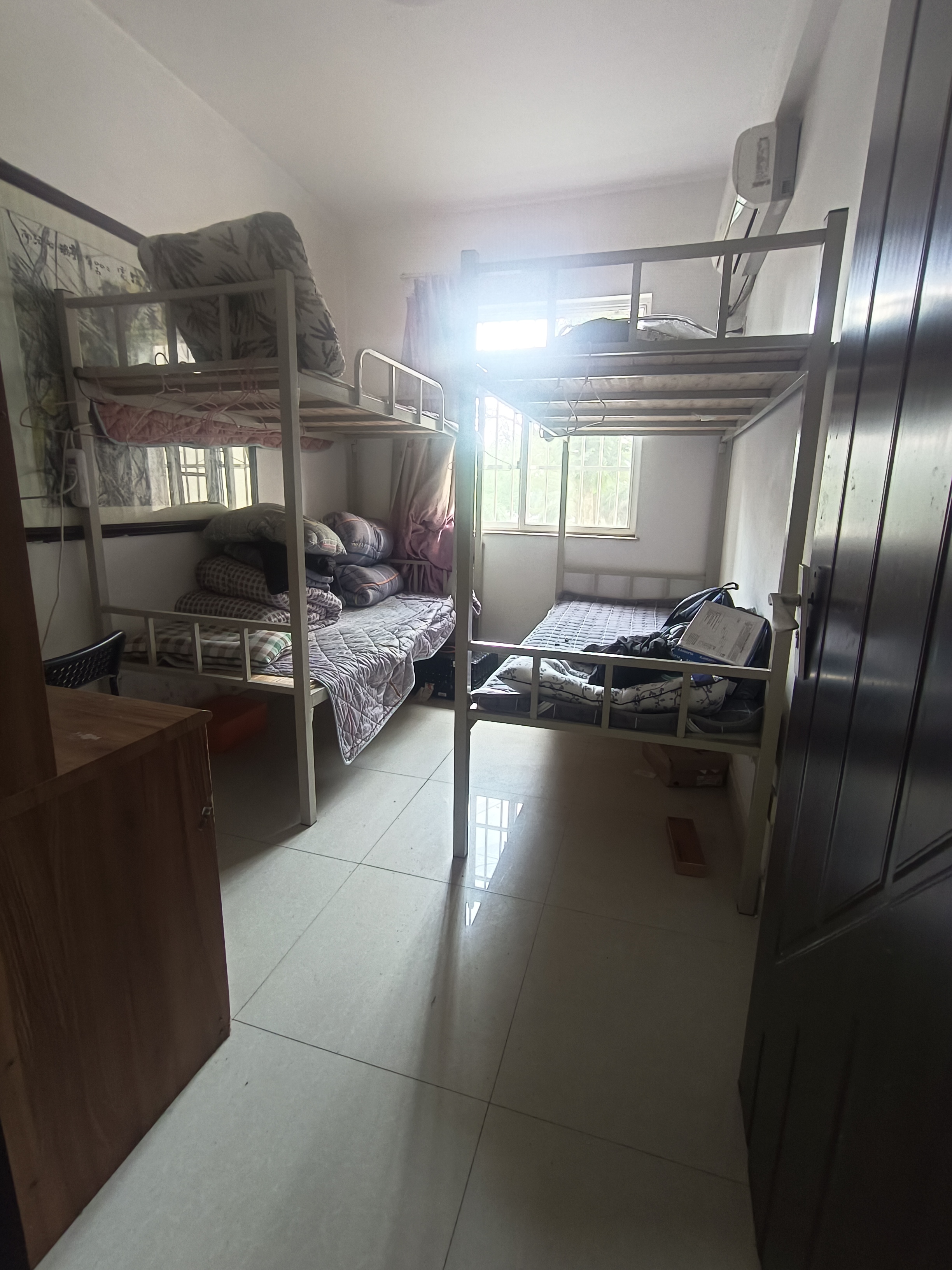 四季华庭1期  3室2厅2卫    140.0万 四季华庭1期  3室2厅2卫    140.0万室内图