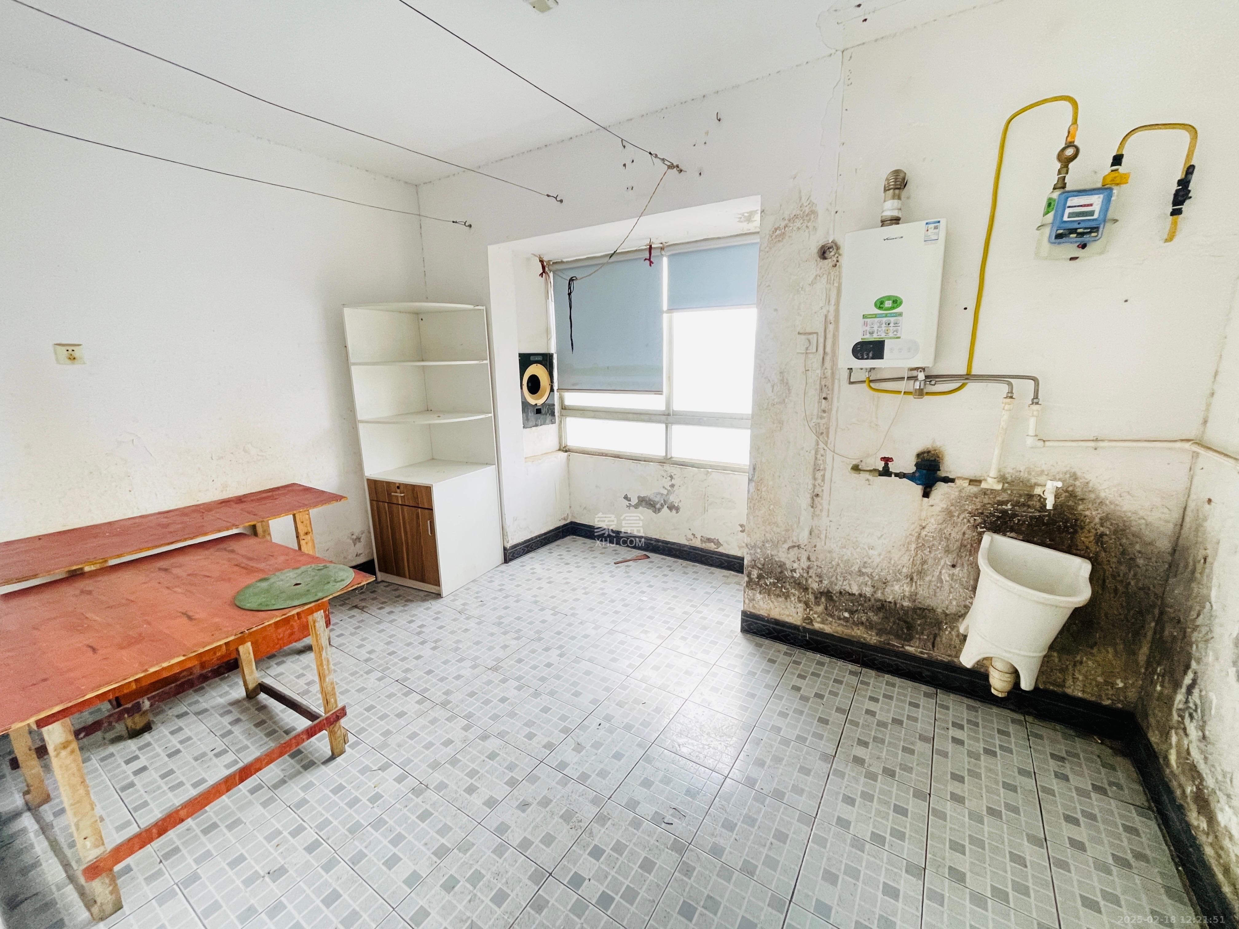 星电阳光城 4室2厅2卫 4300.0元/月 星电阳光城 4室2厅2卫 4300.0元/月室内图