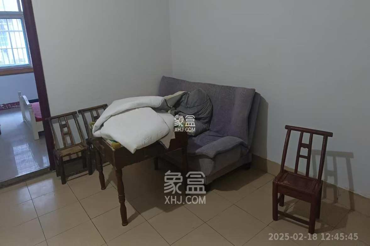 星沙三区 2室1厅1卫 1100.0元/月 星沙三区 2室1厅1卫 1100.0元/月室内图