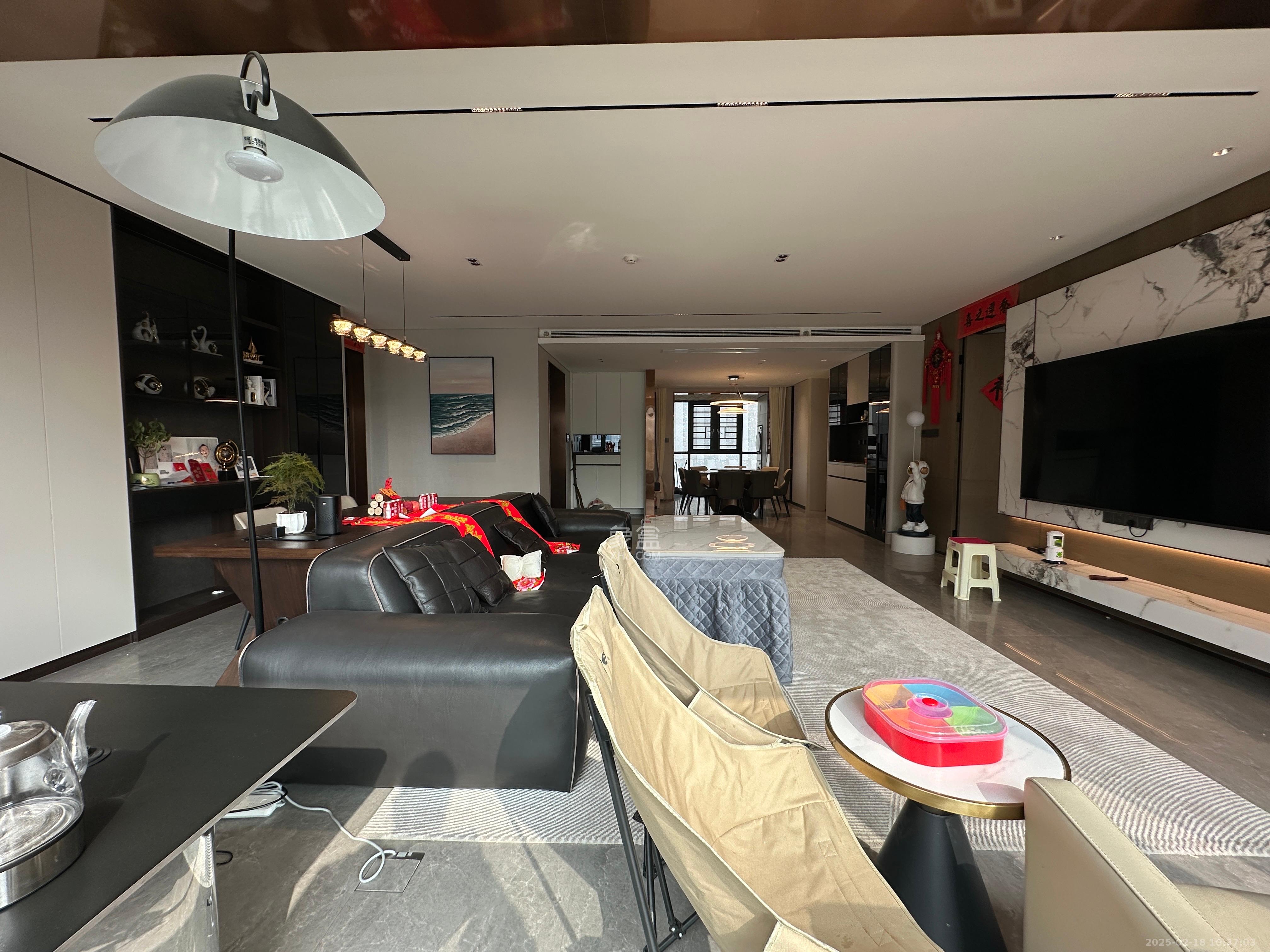 长沙悦府(华润万象城)  3室2厅3卫    10800.0元/月 长沙悦府(华润万象城)  3室2厅3卫    10800.0元/月室内图