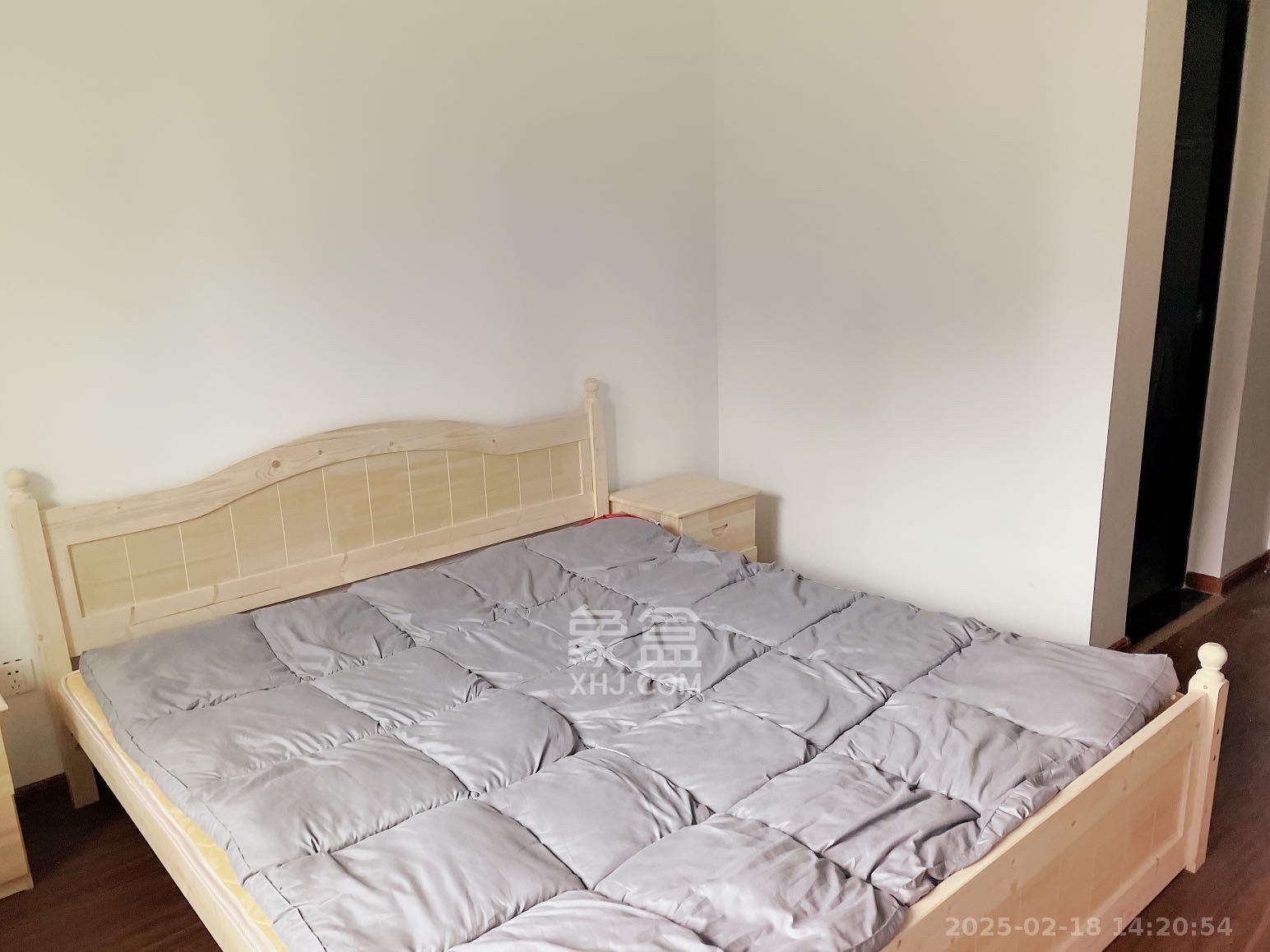 振业城三期  4室2厅2卫   3500.00元/月室内图