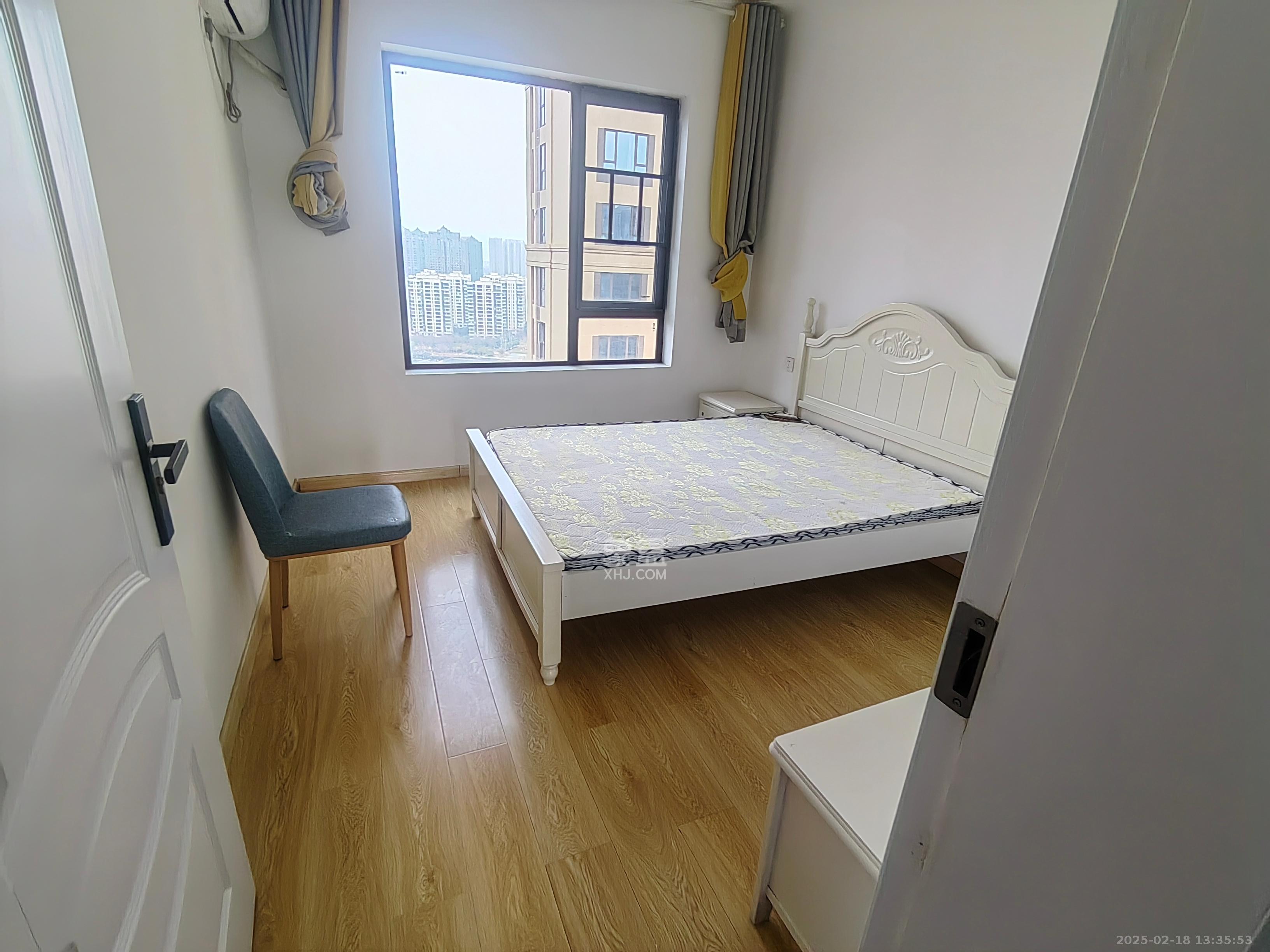 洋湖18克拉(旷远洋湖18克拉) 4室2厅2卫 3380.0元/月 洋湖18克拉(旷远洋湖18克拉) 4室2厅2卫 3380.0元/月室内图