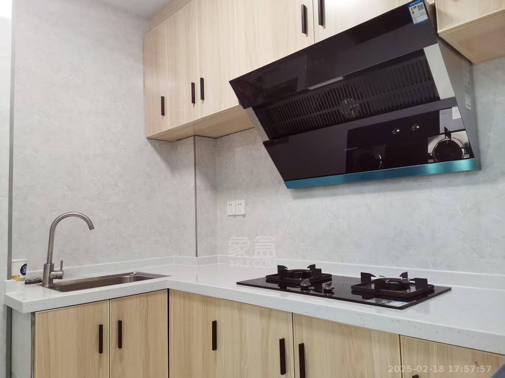 汇金财智天下 1室0厅0卫 1700.0元/月 汇金财智天下 1室0厅0卫 1700.0元/月室内图