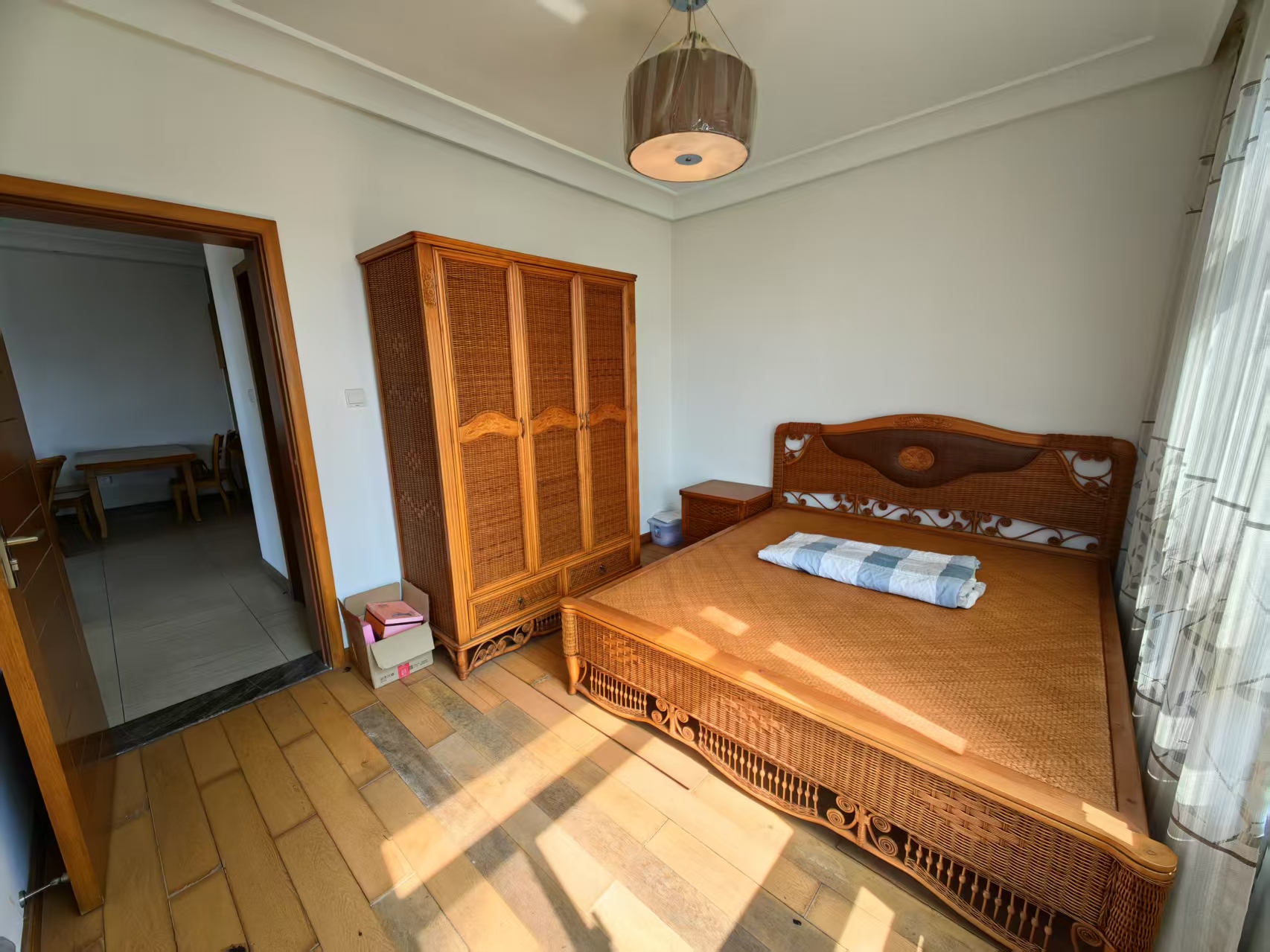 凤凰水城南岸 2室1厅1卫 196.0万 凤凰水城南岸 2室1厅1卫 196.0万卧室