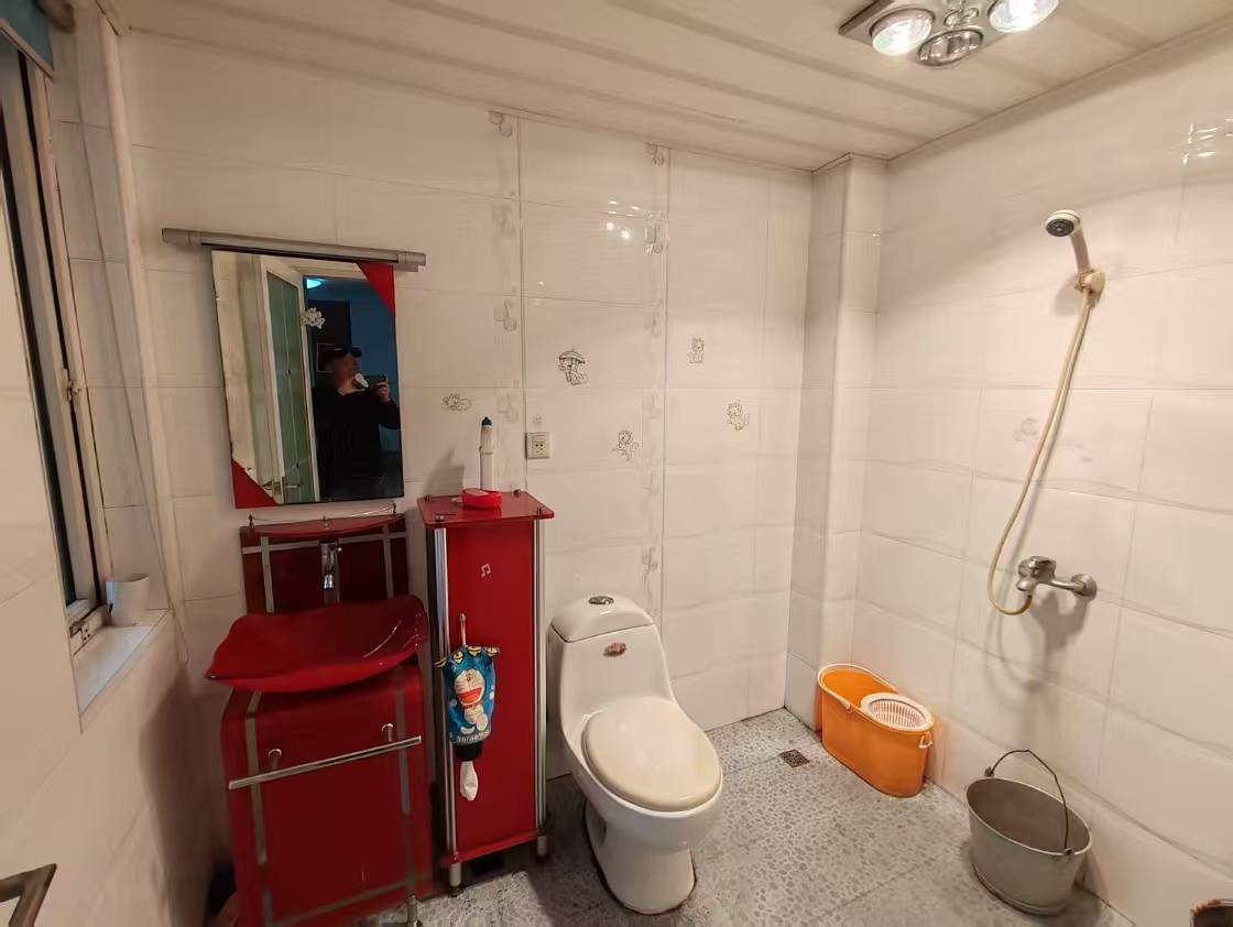 精锐华府(精锐华庭) 2室2厅1卫 32.8万 精锐华府(精锐华庭) 2室2厅1卫 32.8万室内图