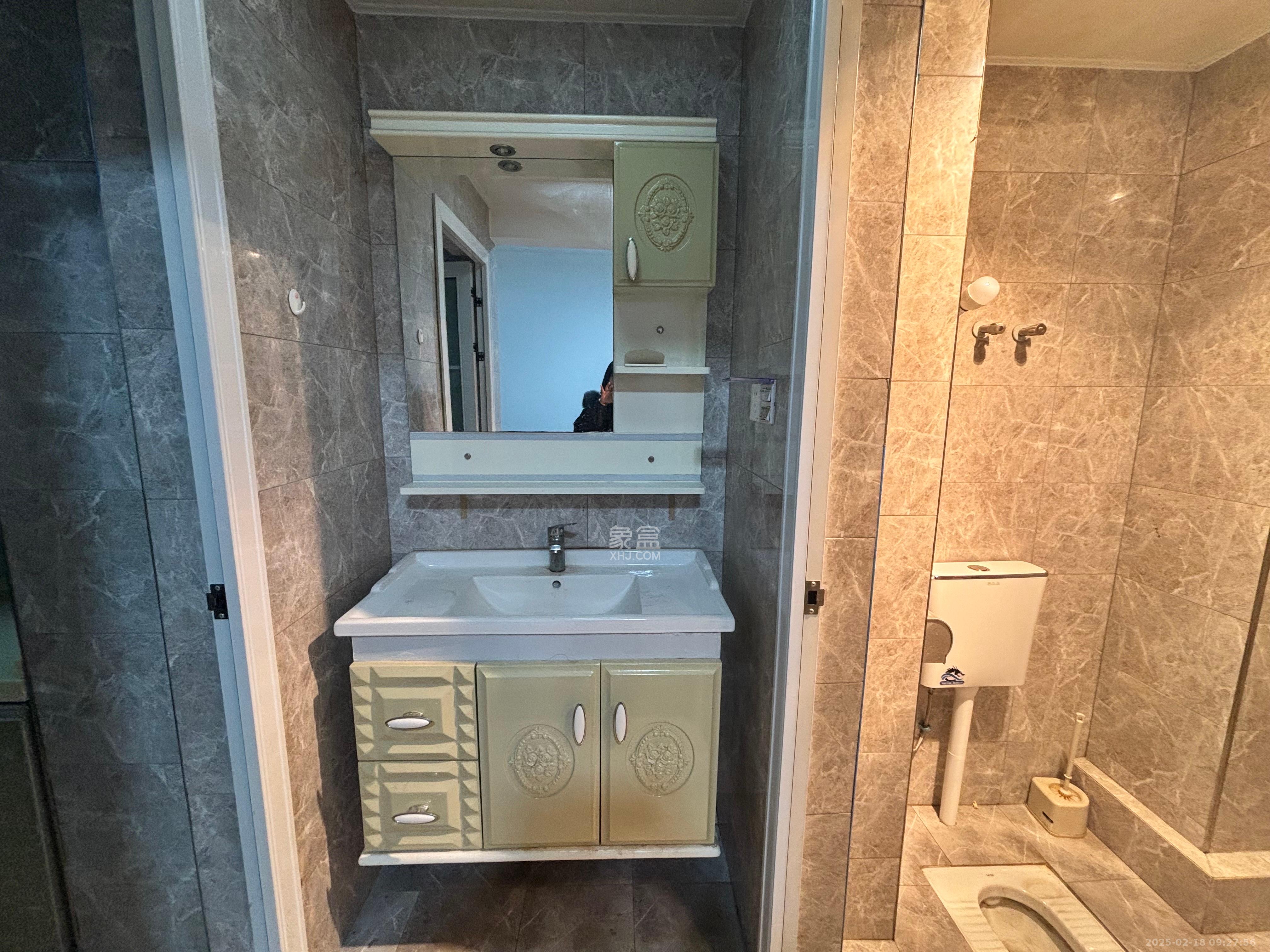 万坤图财富广场 1室1厅1卫 2000.0元/月 万坤图财富广场 1室1厅1卫 2000.0元/月室内图