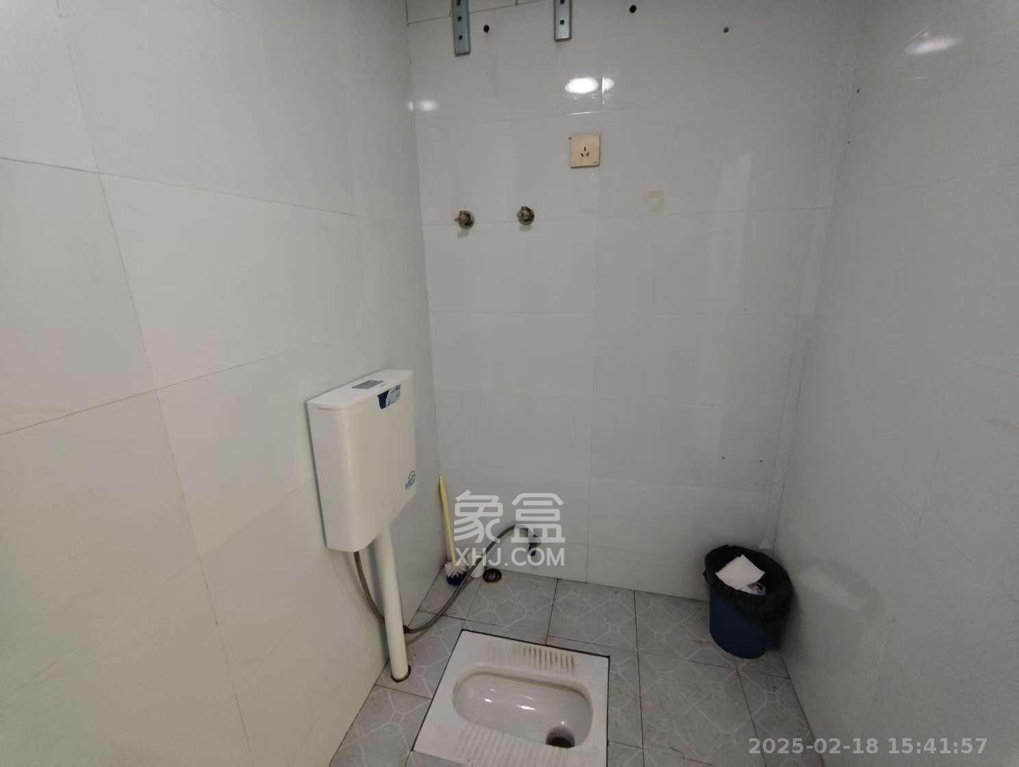 复地星光天地 1室1厅1卫 3500.0元/月 复地星光天地 1室1厅1卫 3500.0元/月室内图