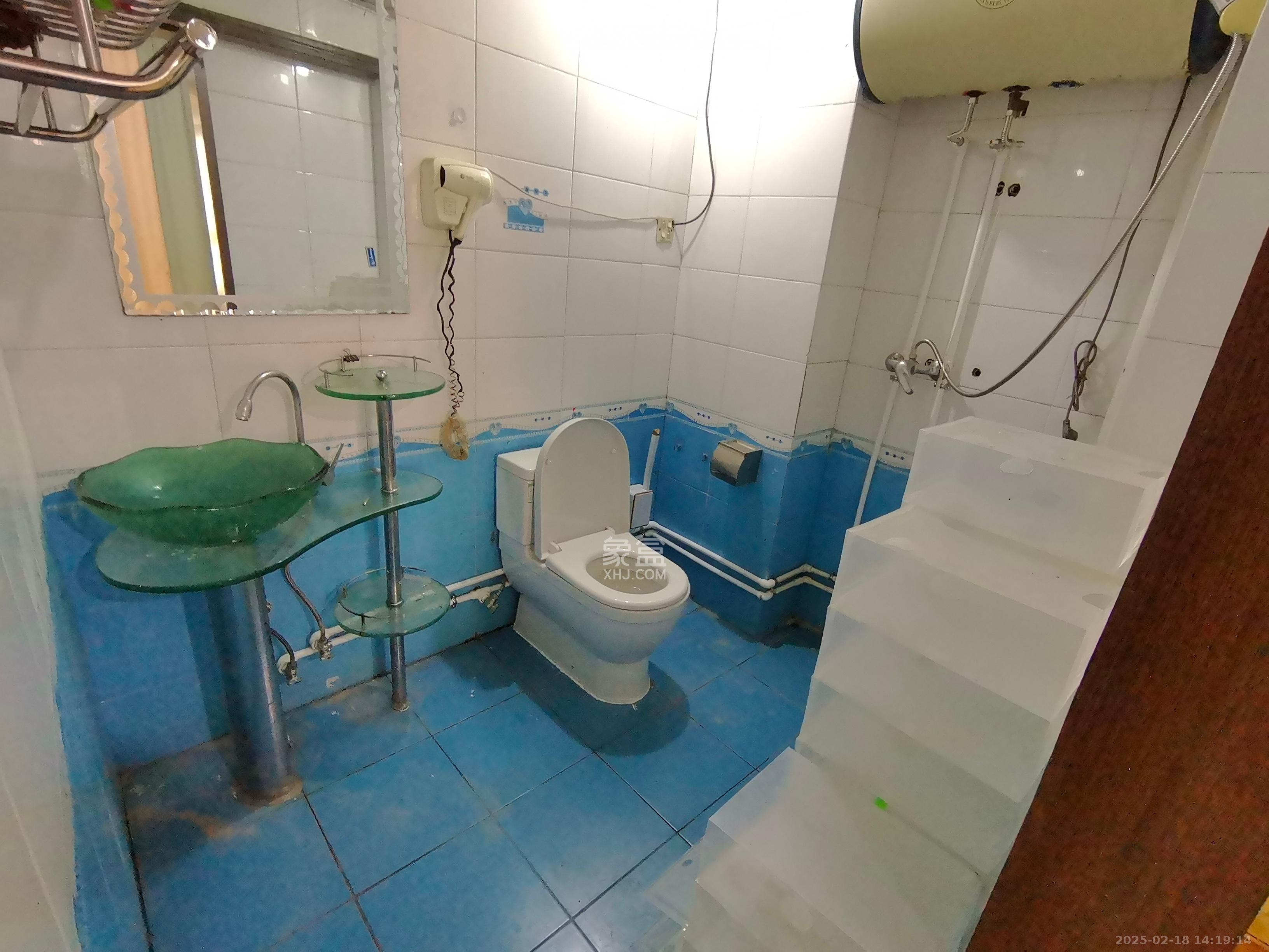 银力家园 3室1厅1卫 2050.0元/月 银力家园 3室1厅1卫 2050.0元/月室内图