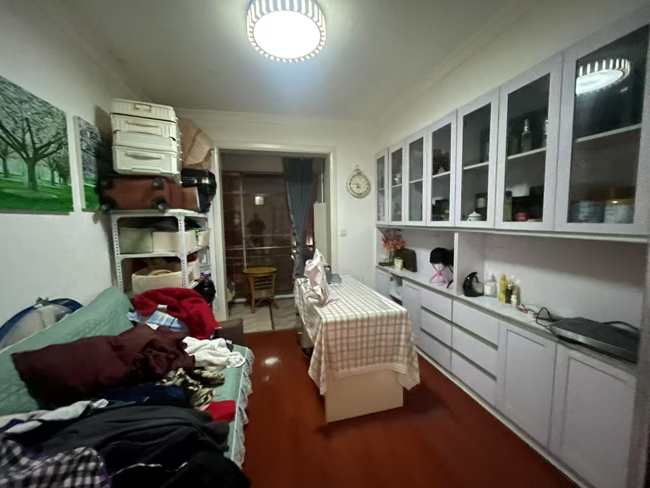 东方豪苑 4室2厅2卫 61.8万 东方豪苑 4室2厅2卫 61.8万卧室