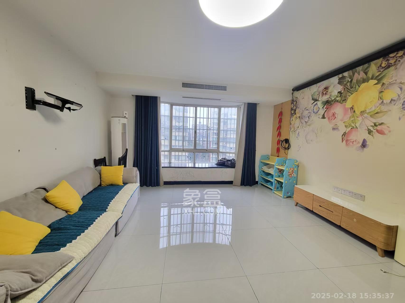 四季美景一、二期 1室0厅0卫 3800.0元/月 四季美景一、二期 1室0厅0卫 3800.0元/月室内图