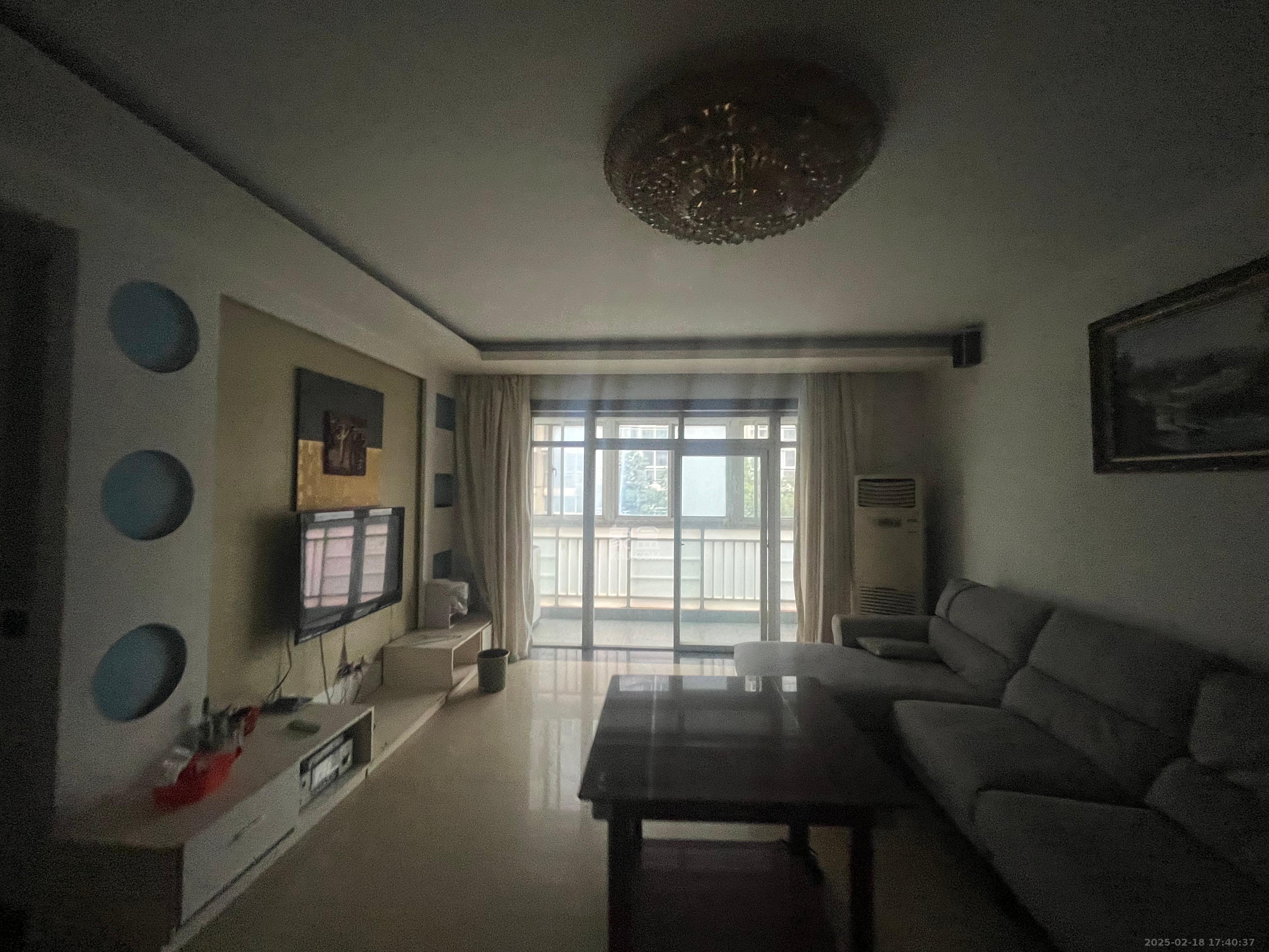 星语林名园 3室2厅2卫 2500.0元/月 星语林名园 3室2厅2卫 2500.0元/月室内图