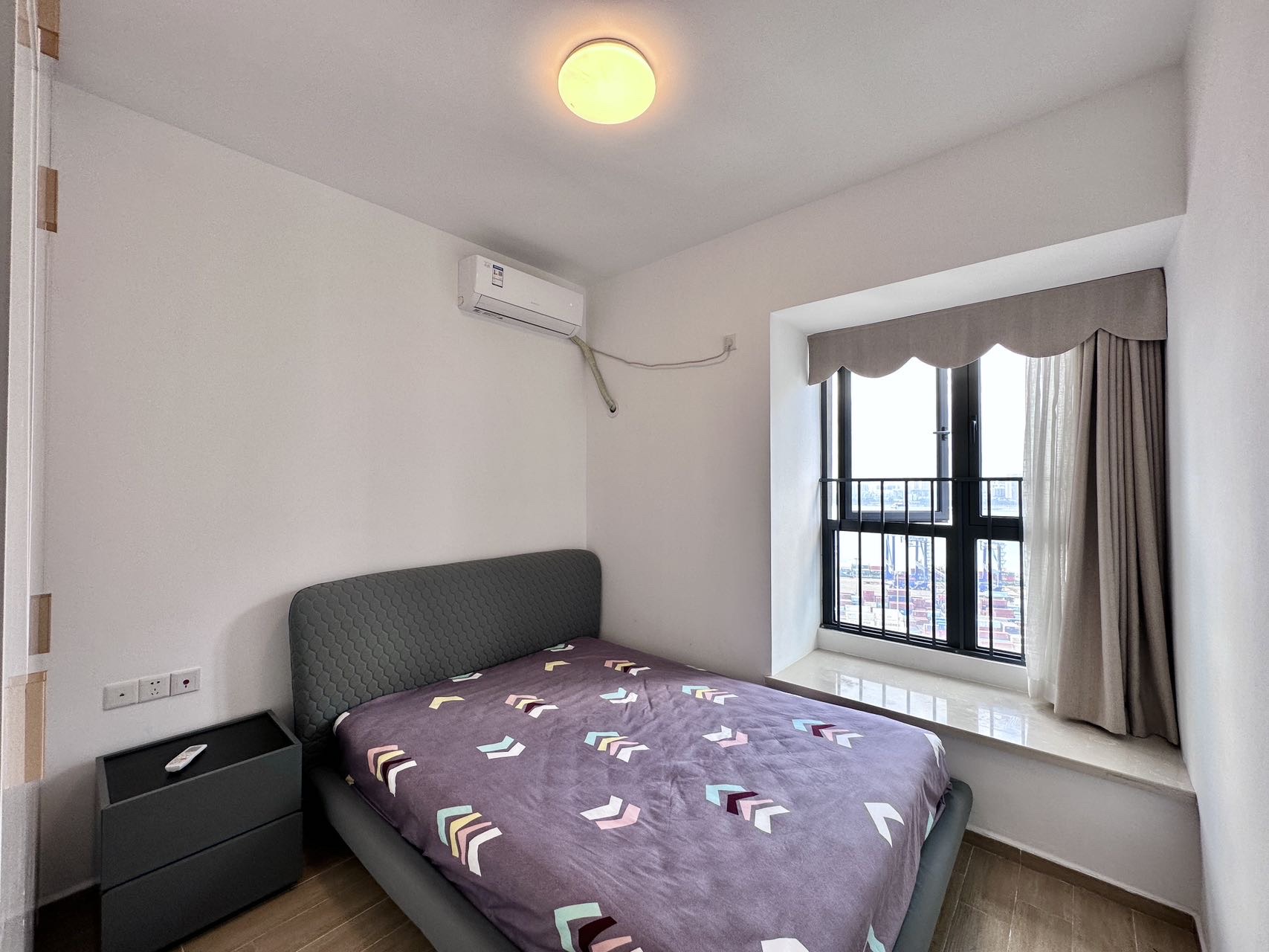 保利中央海岸四期(淳境、淳域) 3室2厅1卫 200.0万 保利中央海岸四期(淳境、淳域) 3室2厅1卫 200.0万客厅