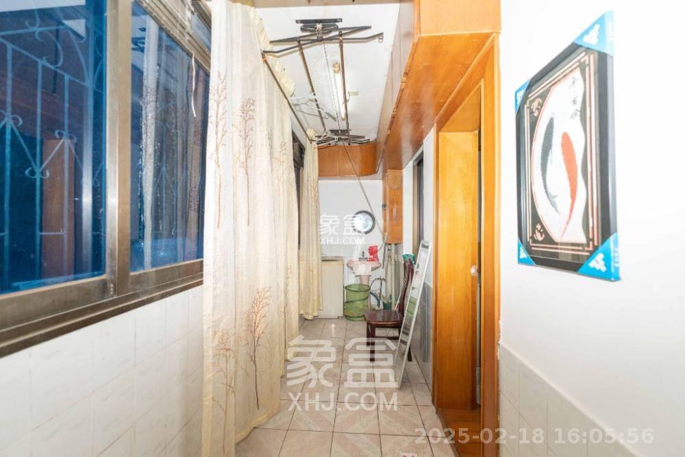 东塘工商银行宿舍 2室2厅1卫 2000.0元/月 东塘工商银行宿舍 2室2厅1卫 2000.0元/月室内图