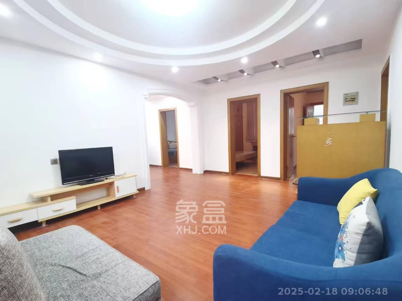 轻苑小区  3室0厅0卫    2500.0元/月室内图1
