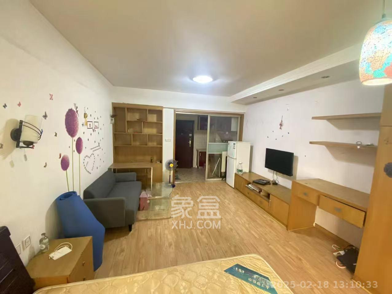 巧克力空间(建鸿达现代大厦) 1室1厅1卫 1000.0元/月 巧克力空间(建鸿达现代大厦) 1室1厅1卫 1000.0元/月室内图