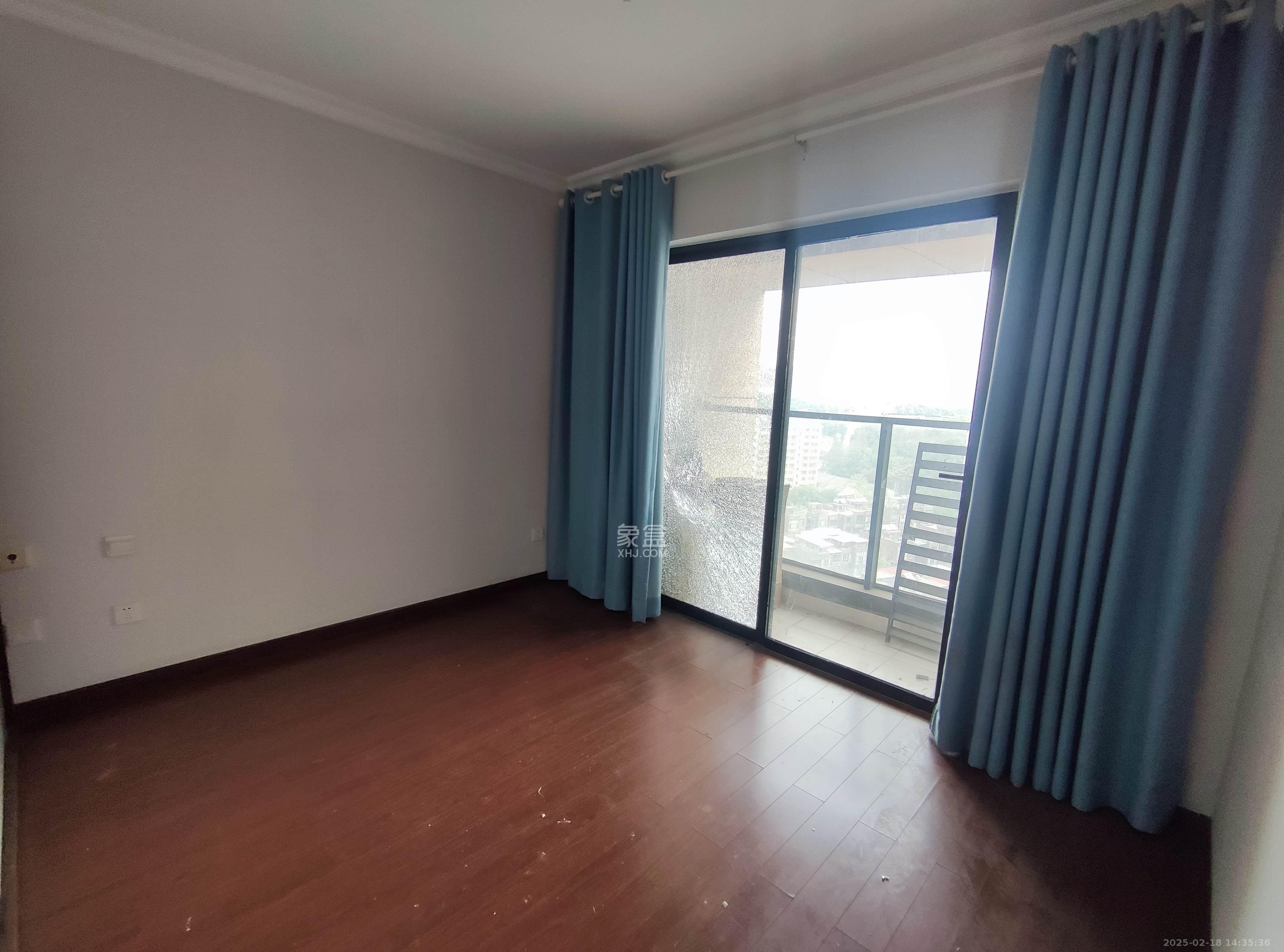 万科金域华府三四期 2室2厅1卫 2300.0元/月 万科金域华府三四期 2室2厅1卫 2300.0元/月室内图