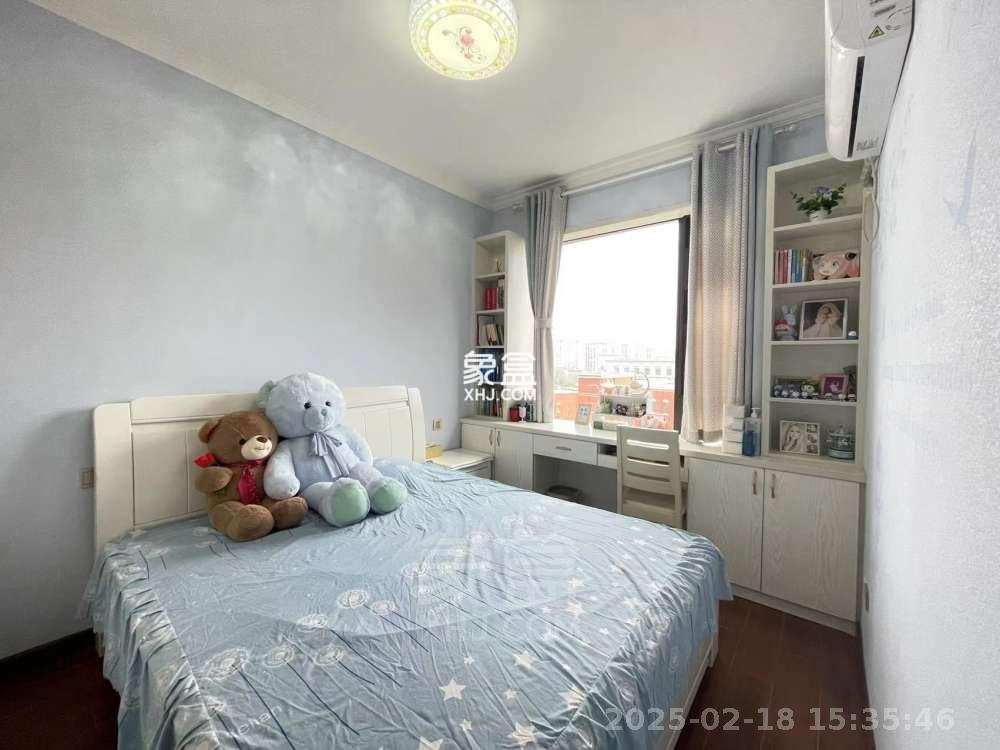 中泰财富湘江 3室2厅2卫 2300.0元/月 中泰财富湘江 3室2厅2卫 2300.0元/月室内图