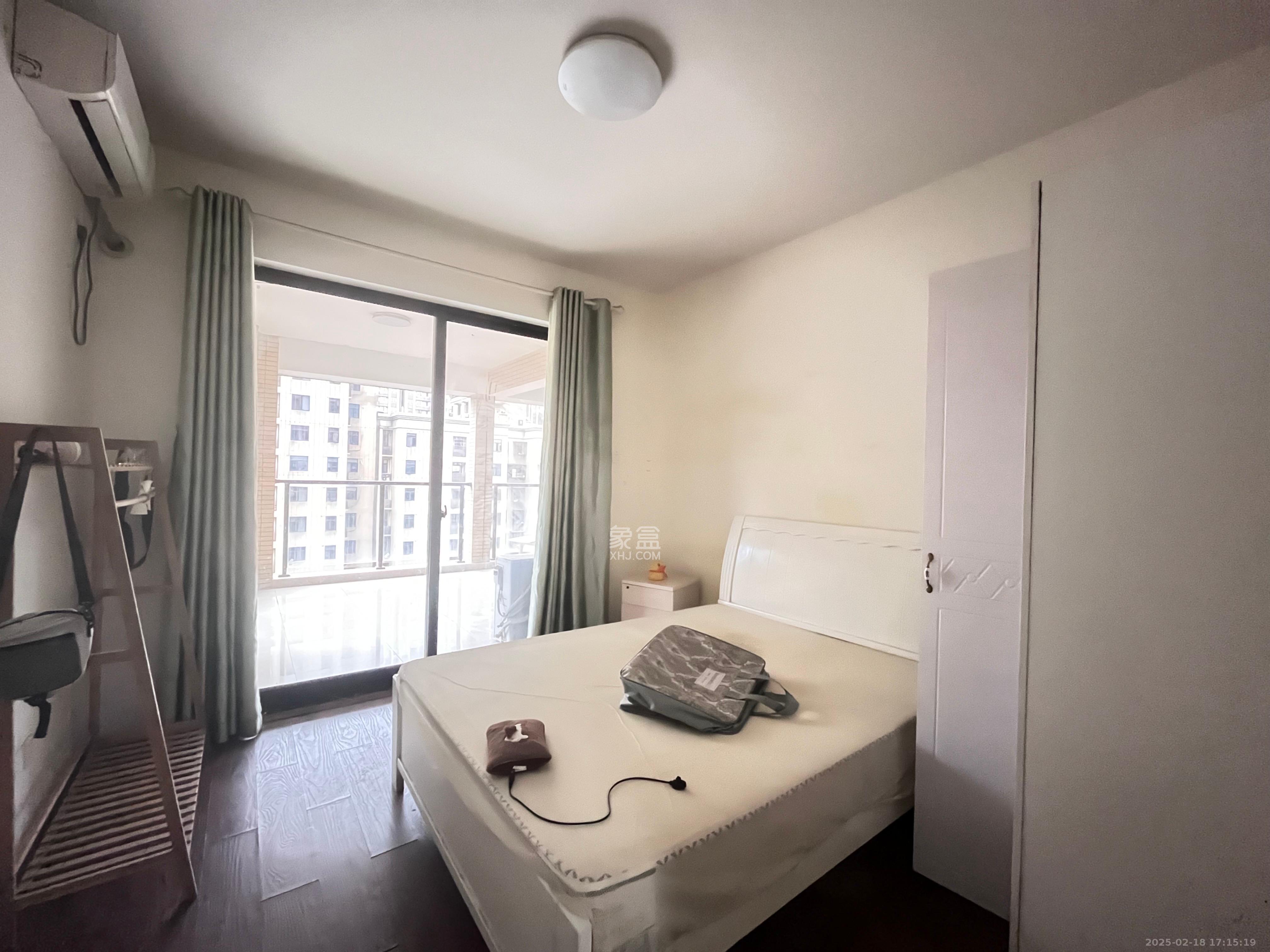 盛隆佳园  4室2厅3卫    3900.0元/月 盛隆佳园  4室2厅3卫    3900.0元/月室内图