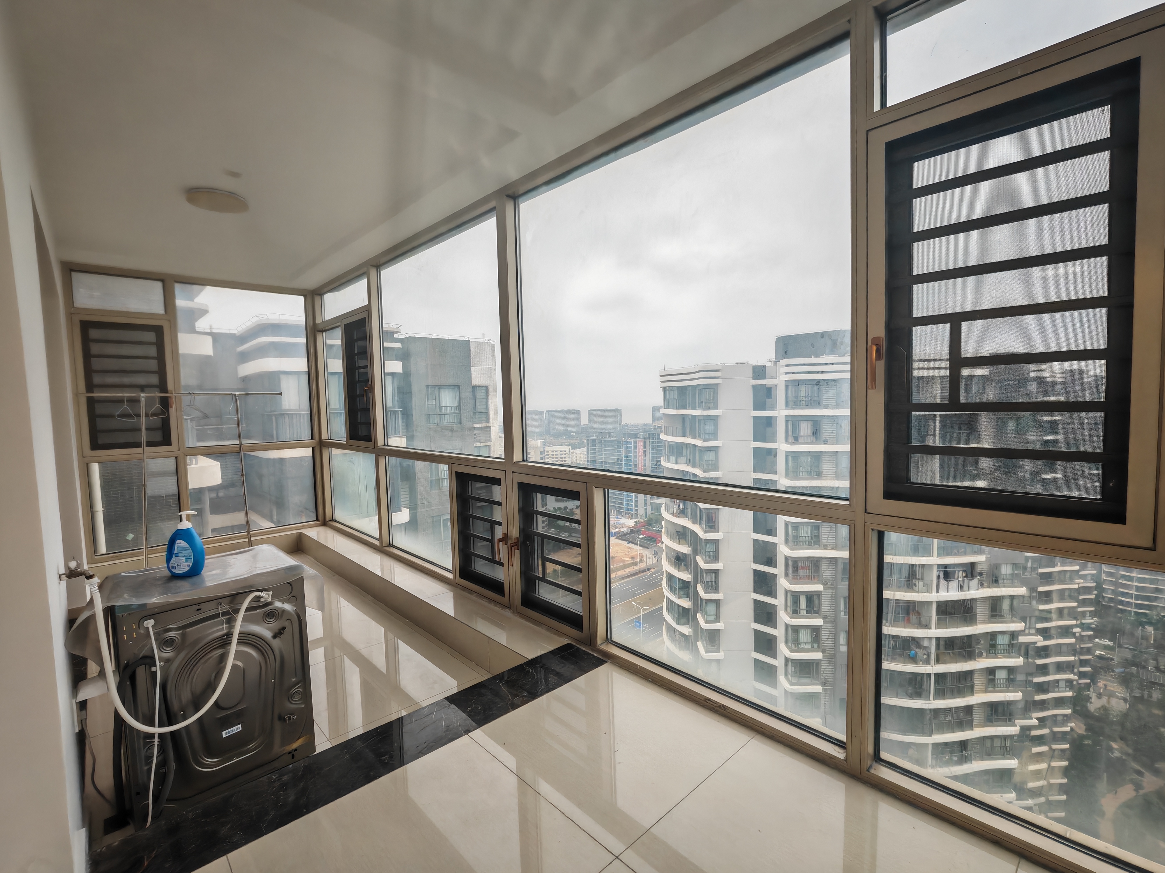 星华海岸城一期 3室2厅2卫 200.0万 星华海岸城一期 3室2厅2卫 200.0万室内图