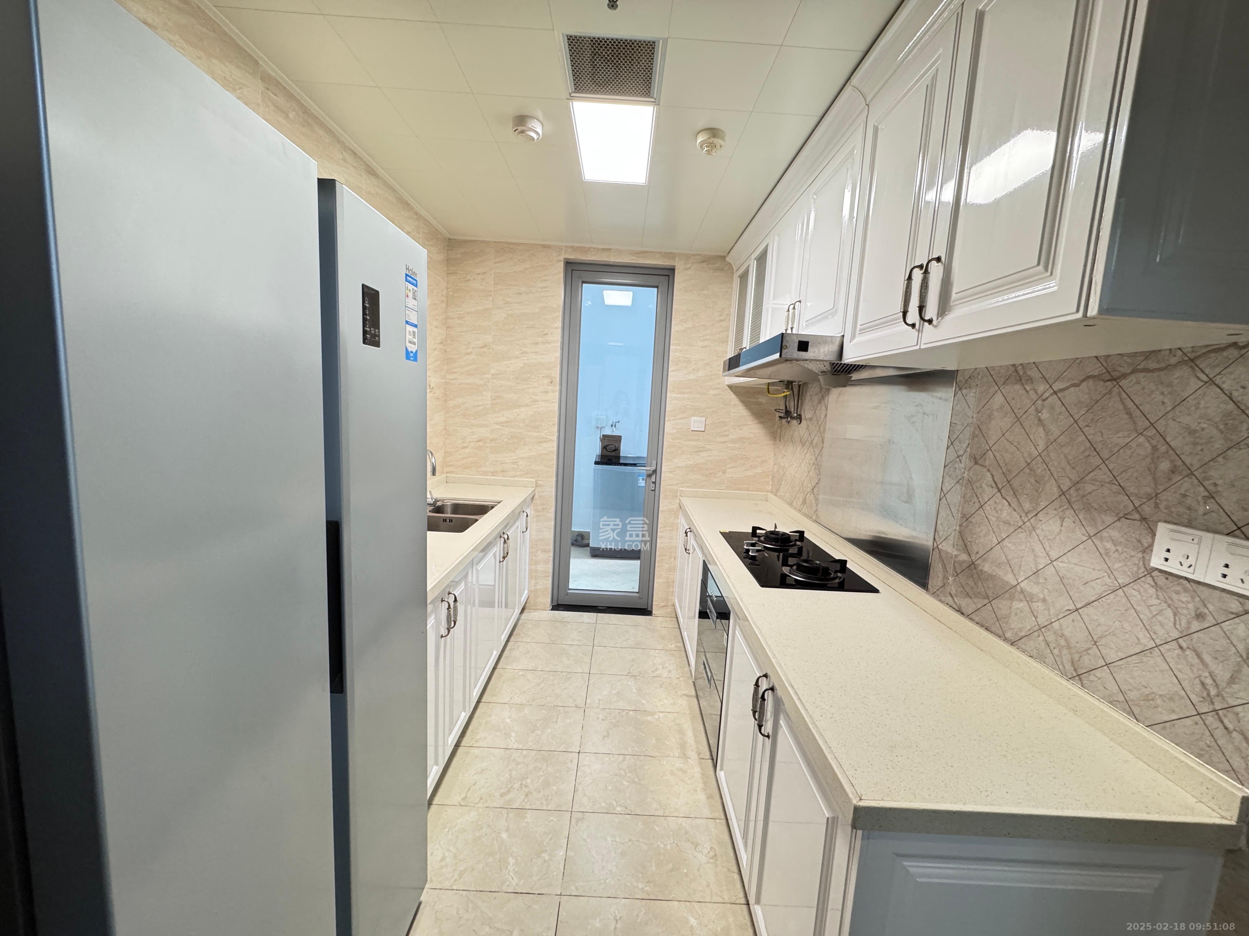 保利天禧C区 3室2厅2卫 6000.0元/月 保利天禧C区 3室2厅2卫 6000.0元/月室内图